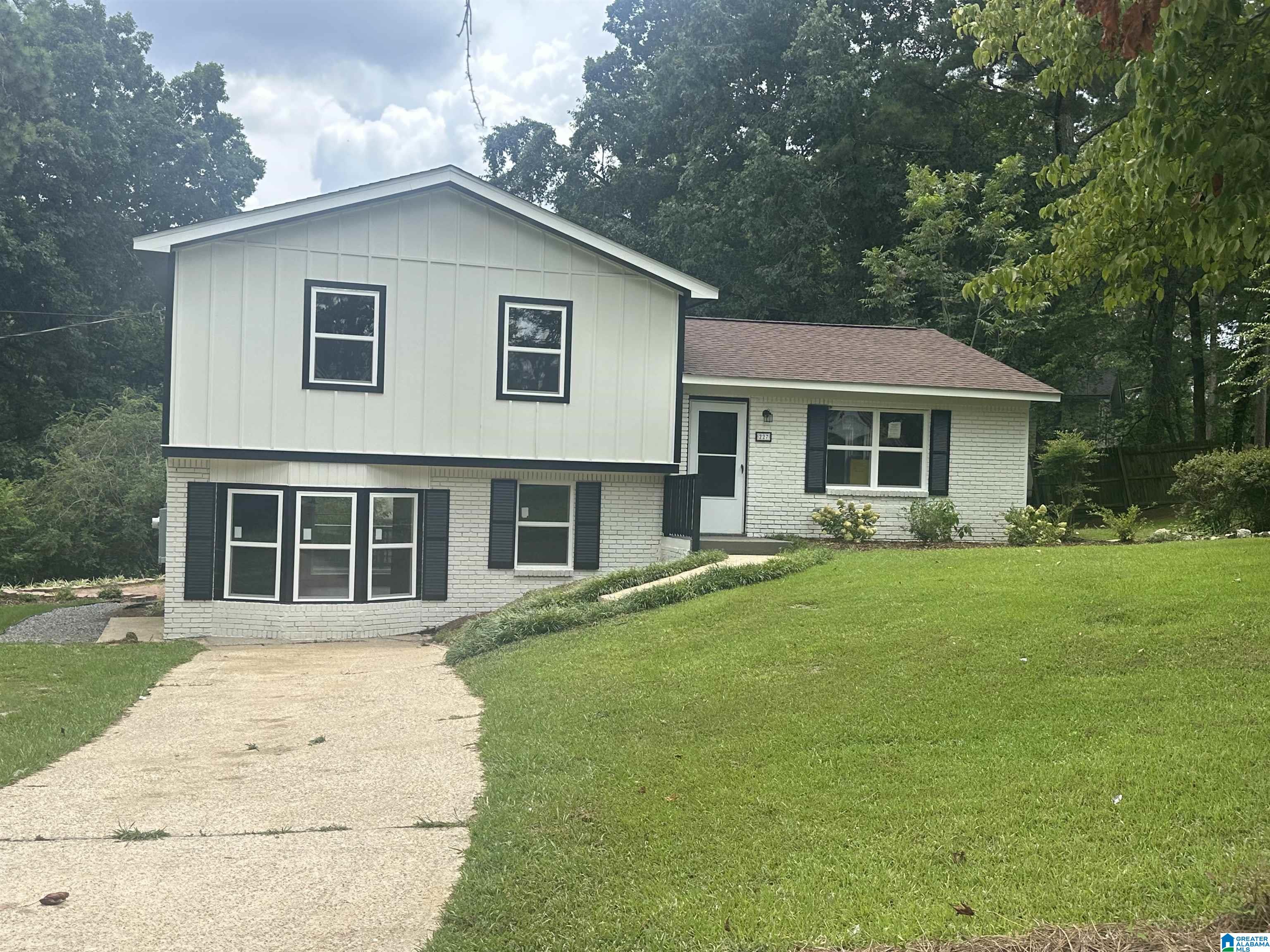 1st image of 227 27th Court Circle Nw, Center Point, AL 35215 | MLS# 21459499