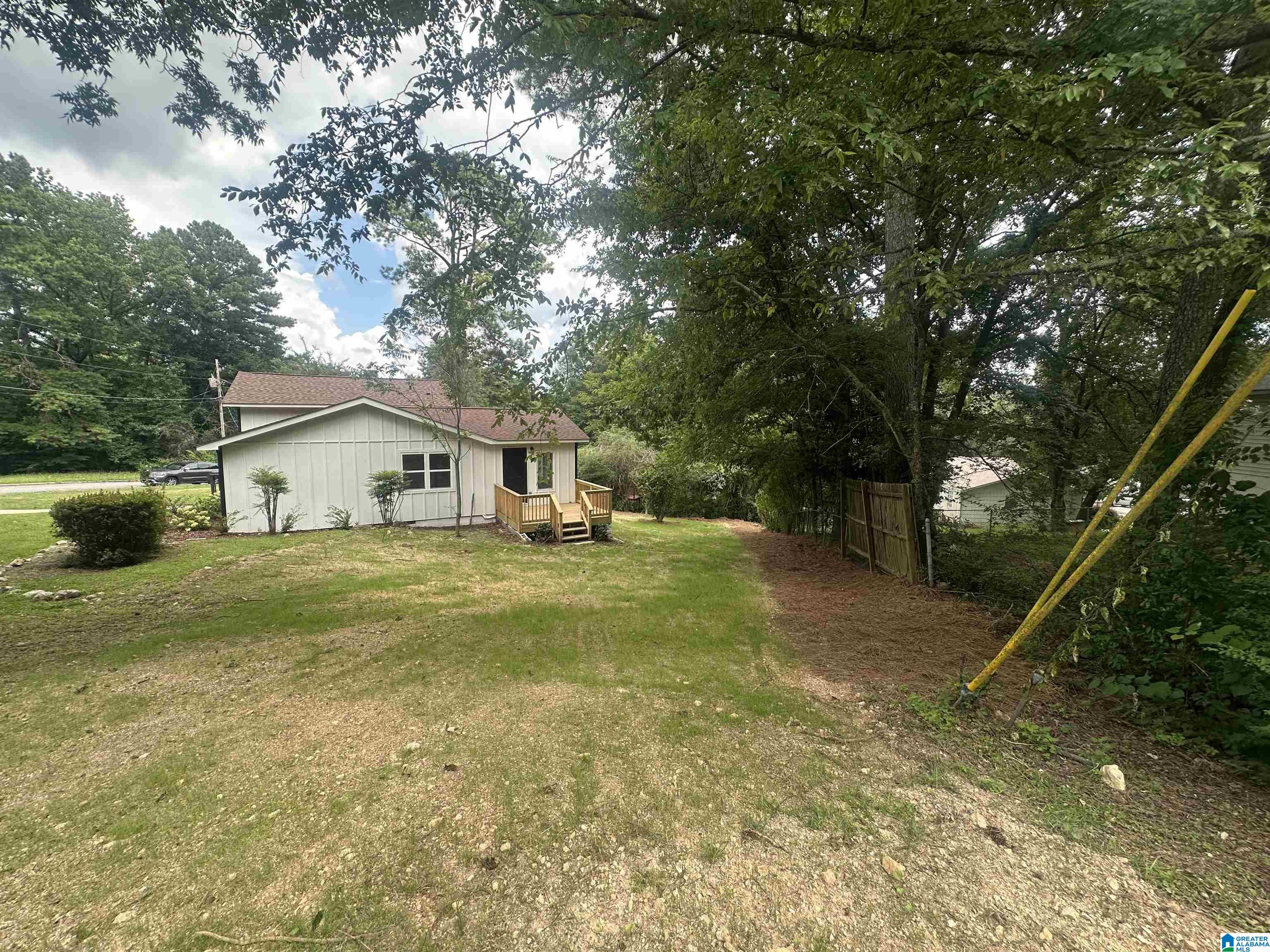 Photo 4 of Single family home for sale at 227 27th Court Cir NW, Center Point, AL 35215 | MLS# 21459499 | Listing updated on 2026-08-21