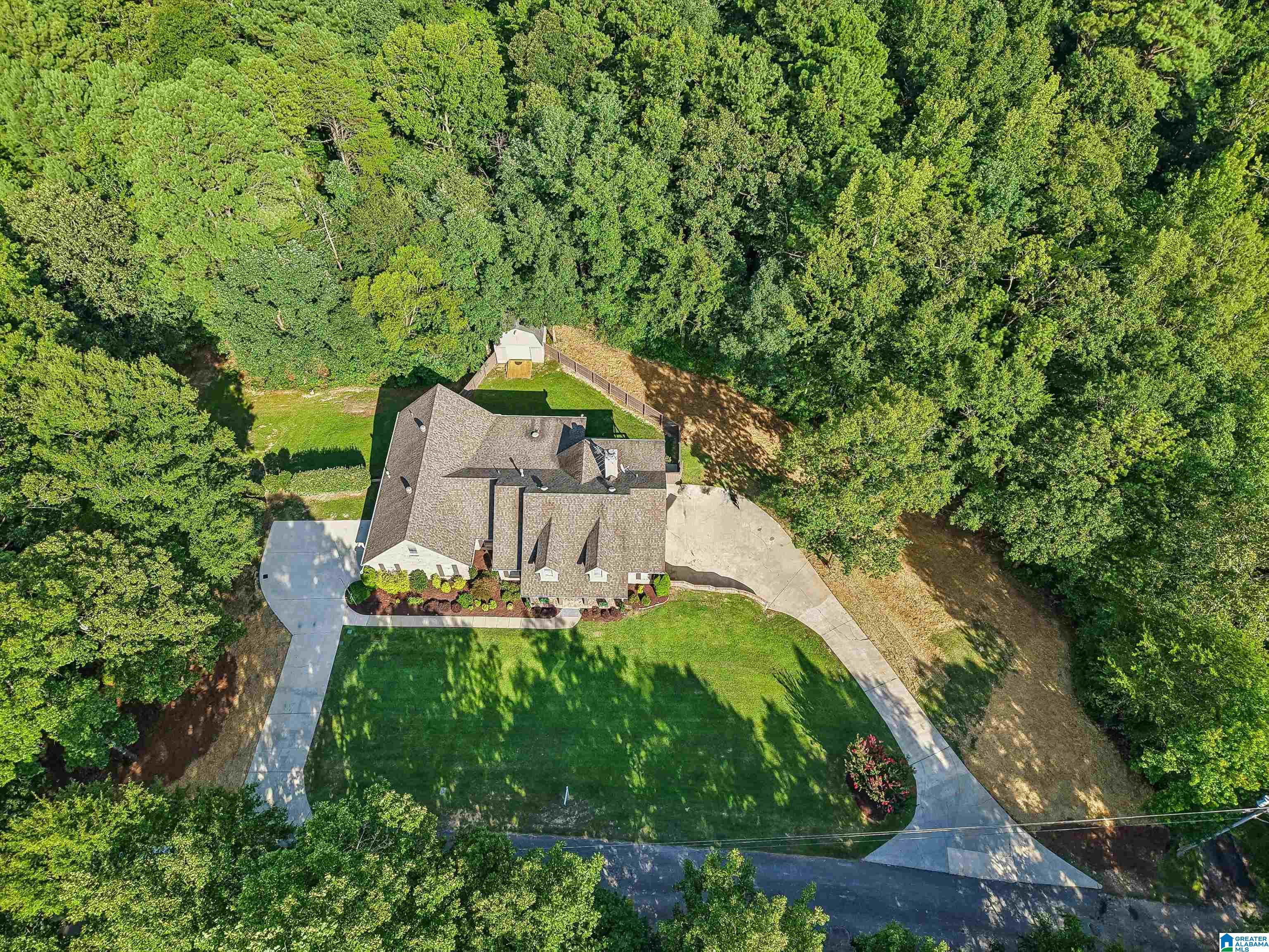 4th image of 5735 Lake Side Dr, Leeds, AL 35094 | MLS# 21459510