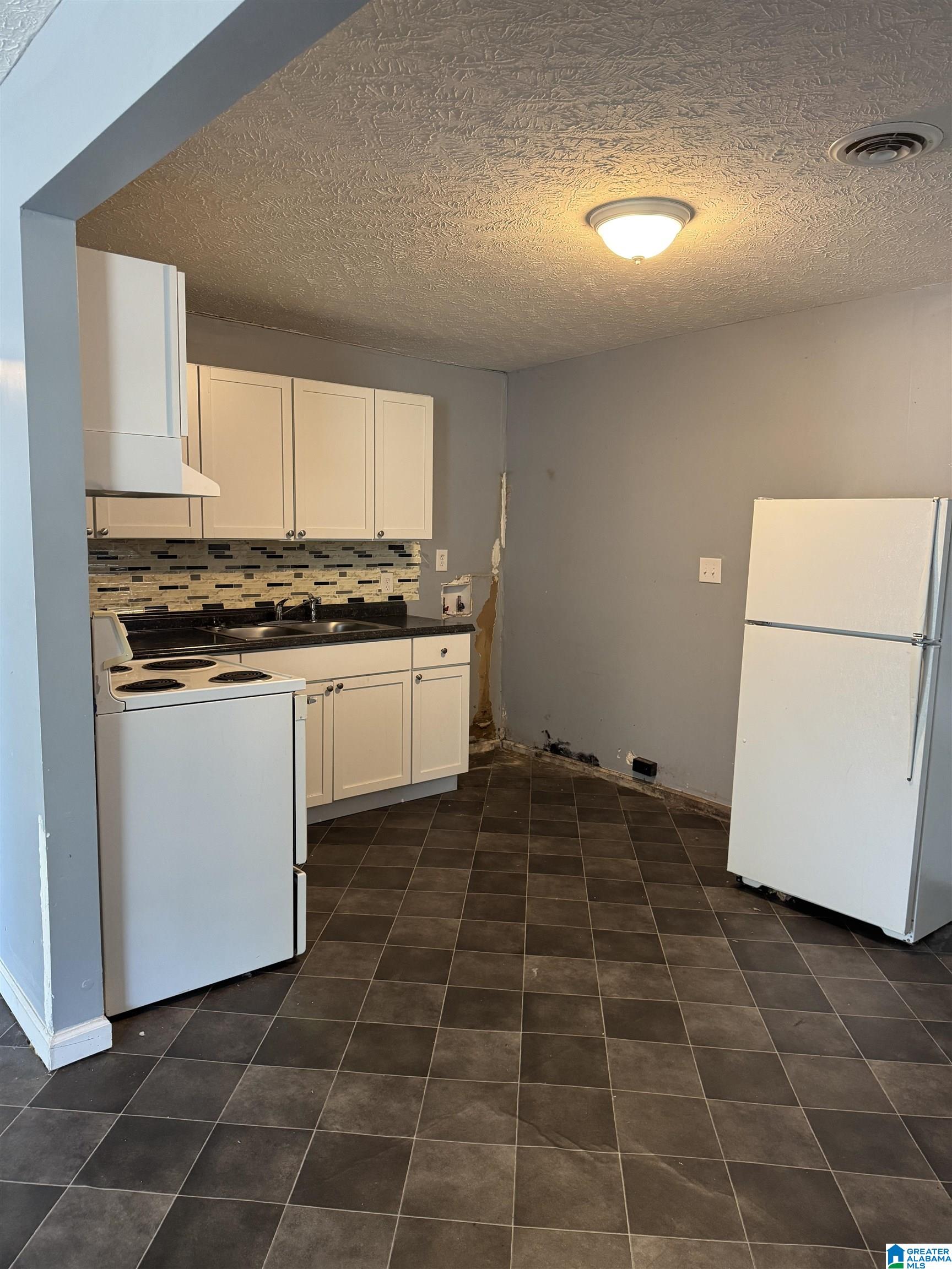 Photo 3 of Single family home for sale at 3835 Edgar D Nixon Ave, Montgomery, AL 36105 | MLS# 21459548 | Listing updated on 2026-09-10