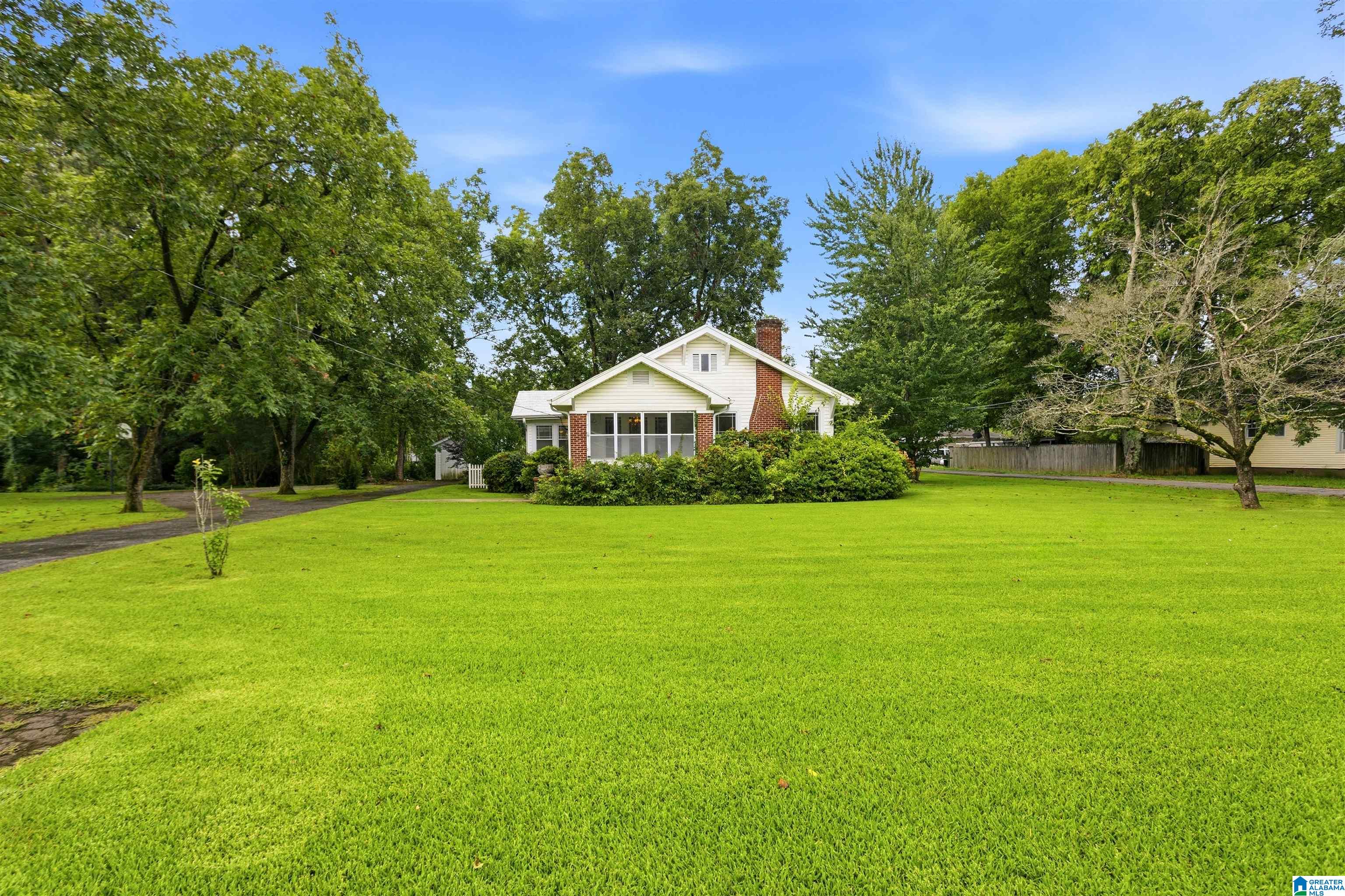 2nd image of 1425 Hueytown Road, Bessemer, AL 35023 | MLS# 21459591