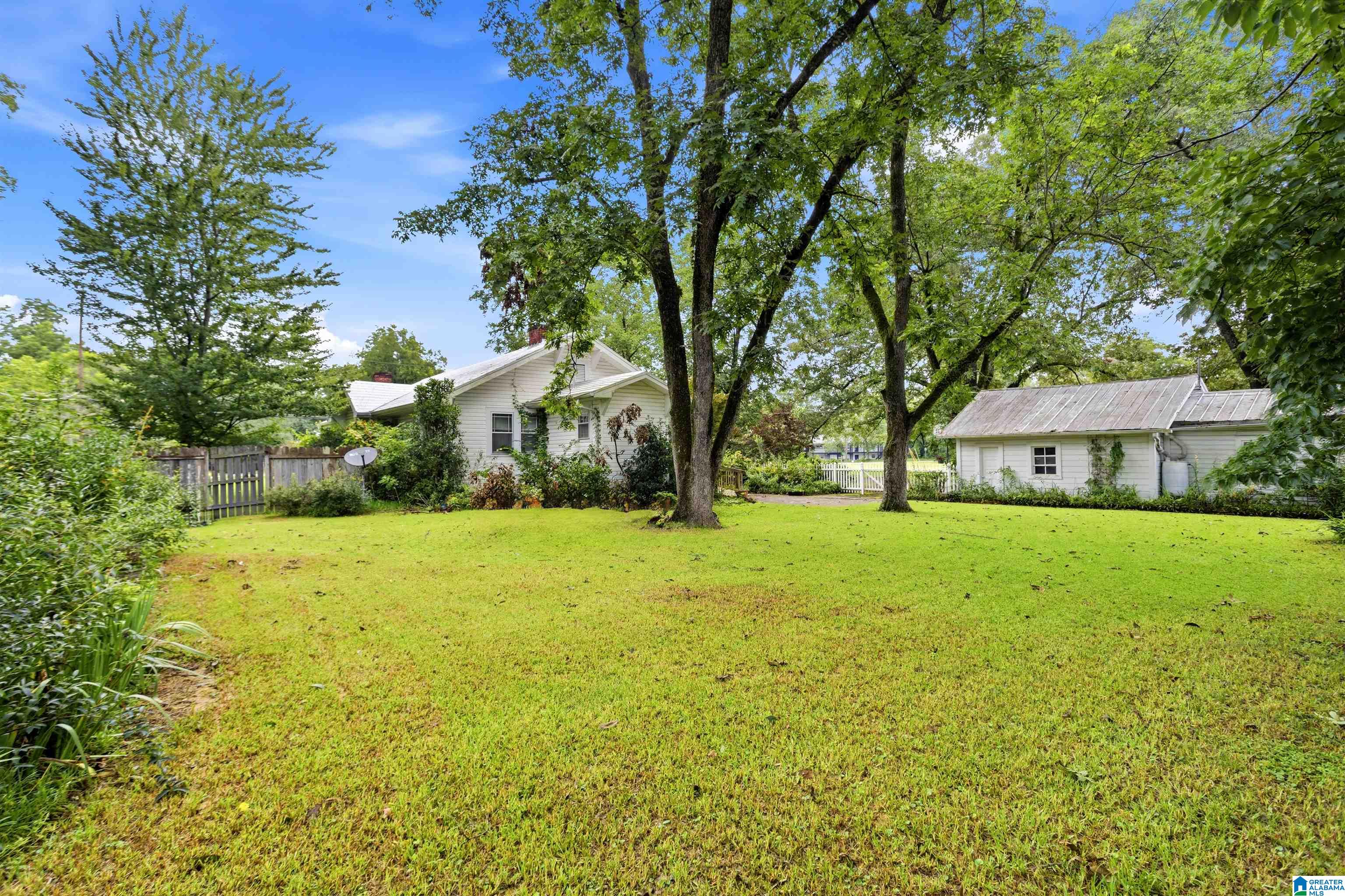 4th image of 1425 Hueytown Road, Bessemer, AL 35023 | MLS# 21459591