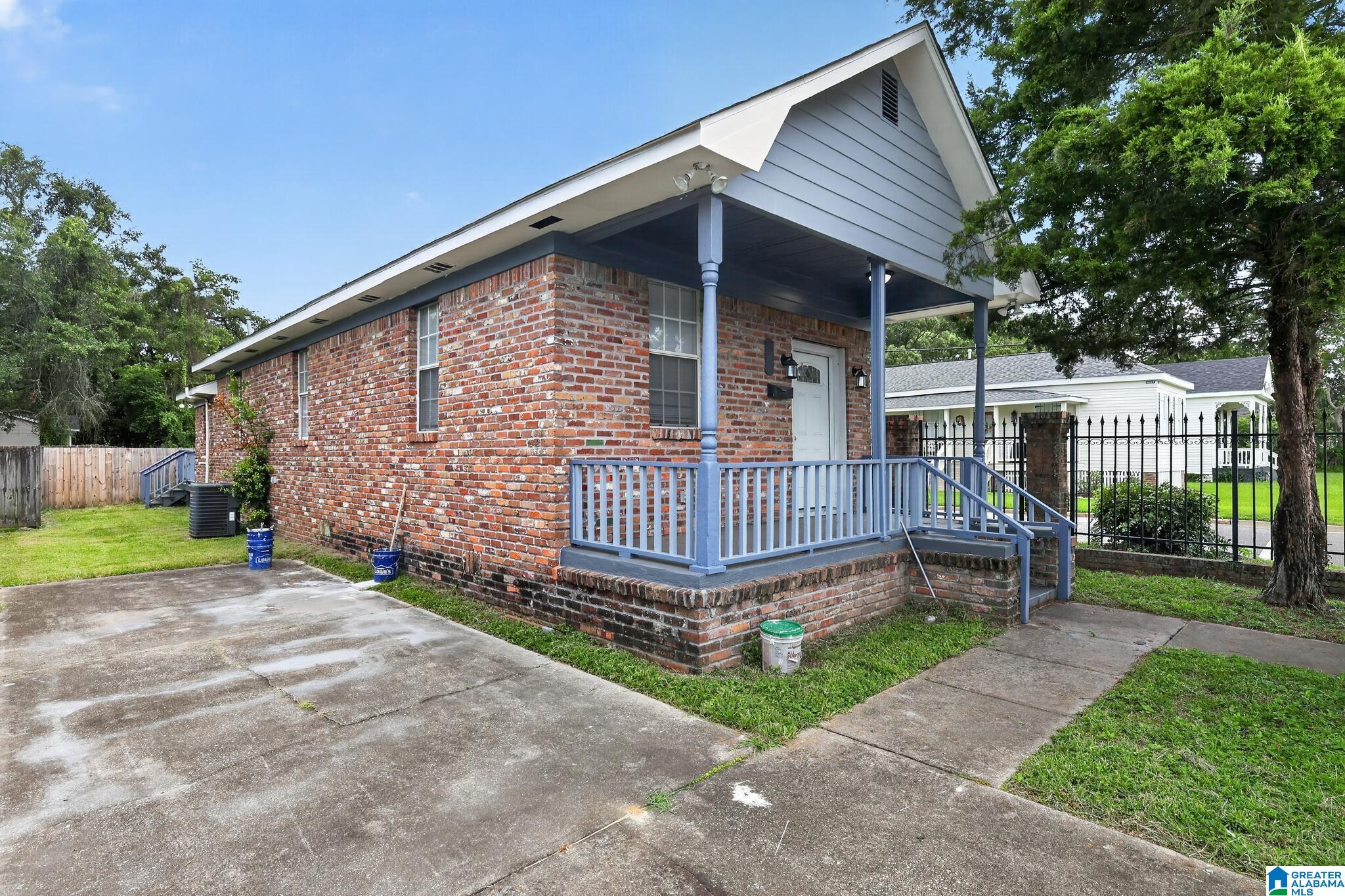 Photo 1 of Sale Pending at 967 Texas St, Mobile, AL 36604 | MLS# 21459643 | Listing updated on 2026-09-02