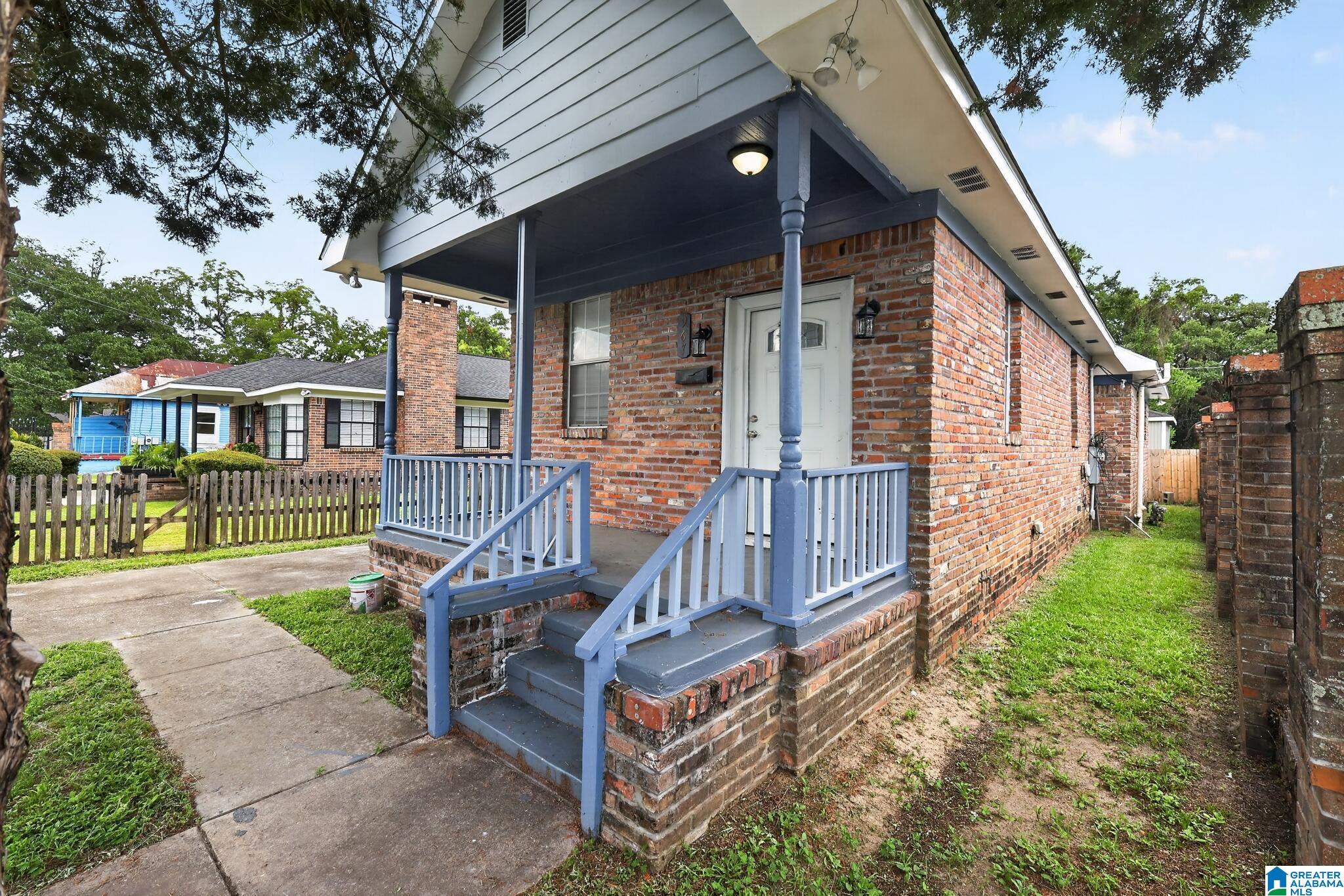 Photo 2 of Sale Pending at 967 Texas St, Mobile, AL 36604 | MLS# 21459643 | Listing updated on 2026-09-02