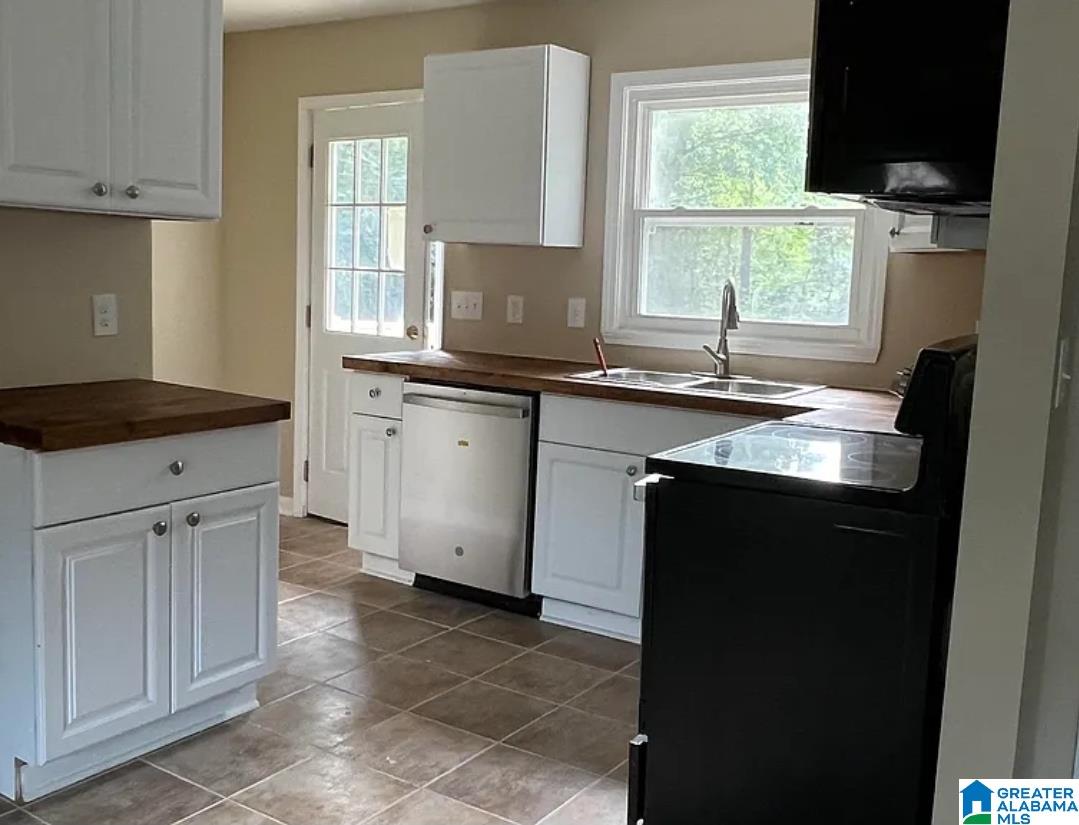 Photo 2 of Sale Pending at 1329 66th Street W, Birmingham, AL 35228 | MLS# 21459651 | Listing updated on 2026-07-31