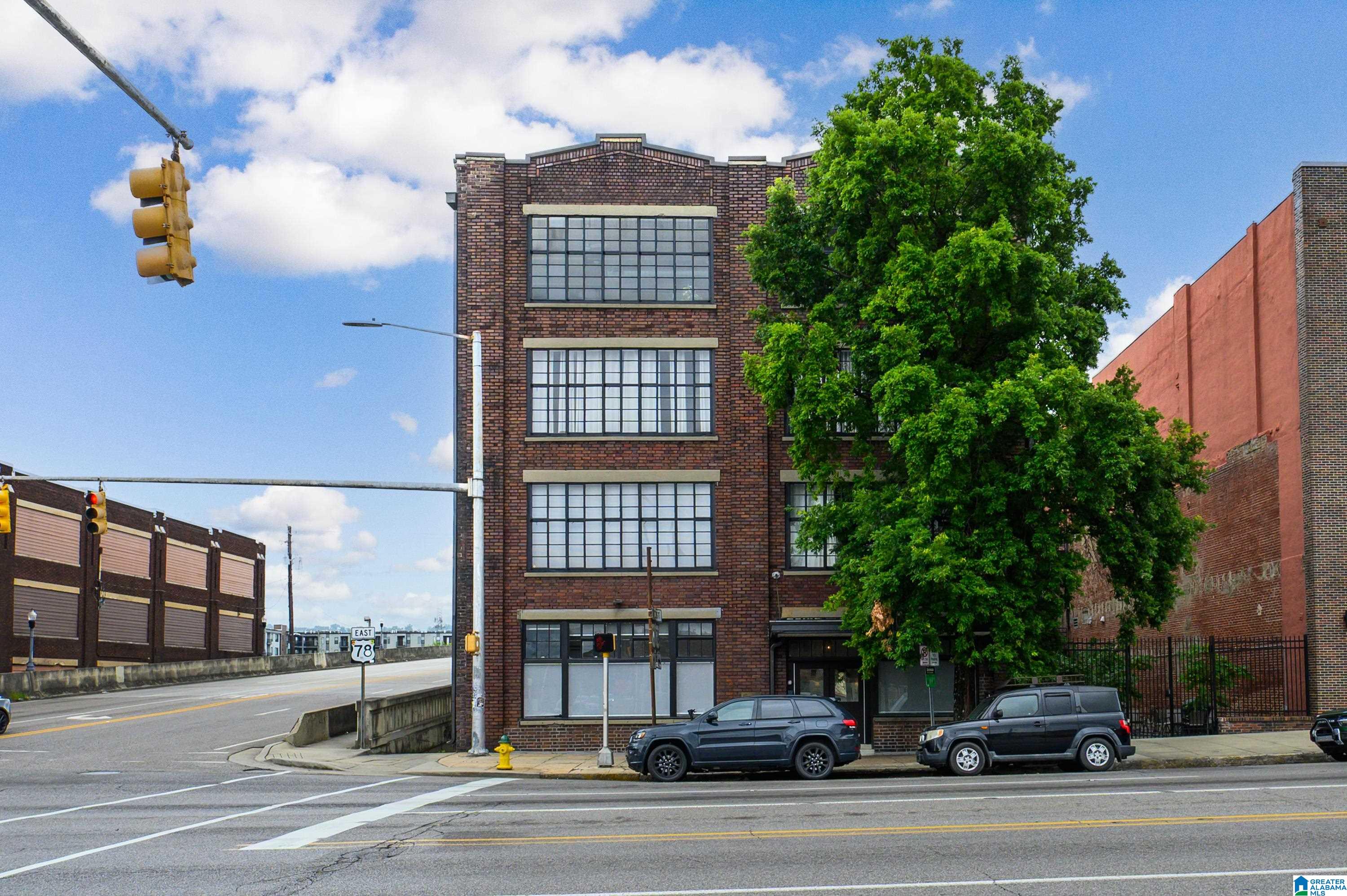 Photo 2 of Condo for sale at 2329 1st Avenue N #302, Birmingham, AL 35203 | MLS# 21459685 | Listing updated on 2026-07-22