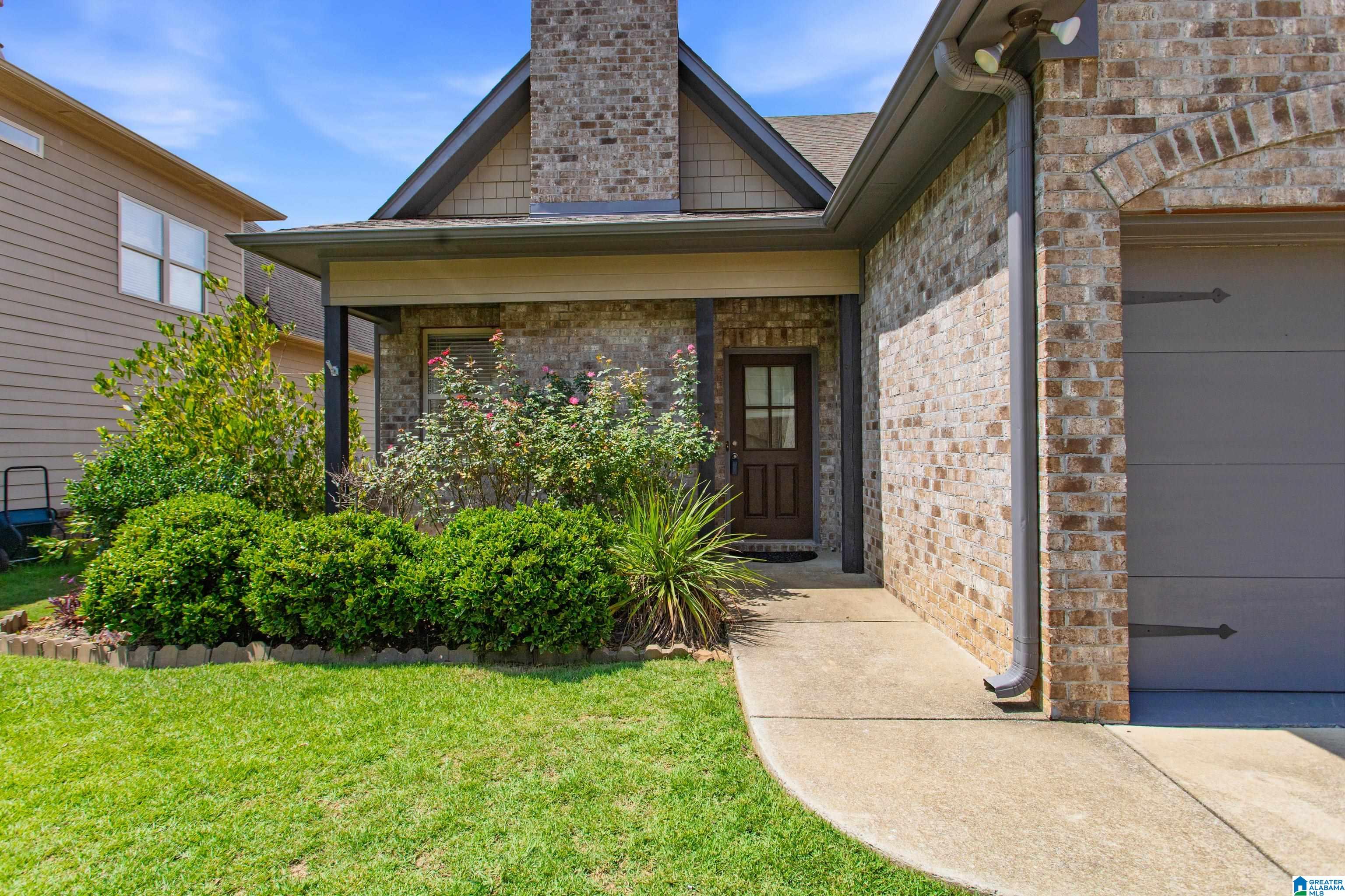 2nd image of 1043 Springfield Dr, Chelsea, AL 35043 | MLS# 21459711