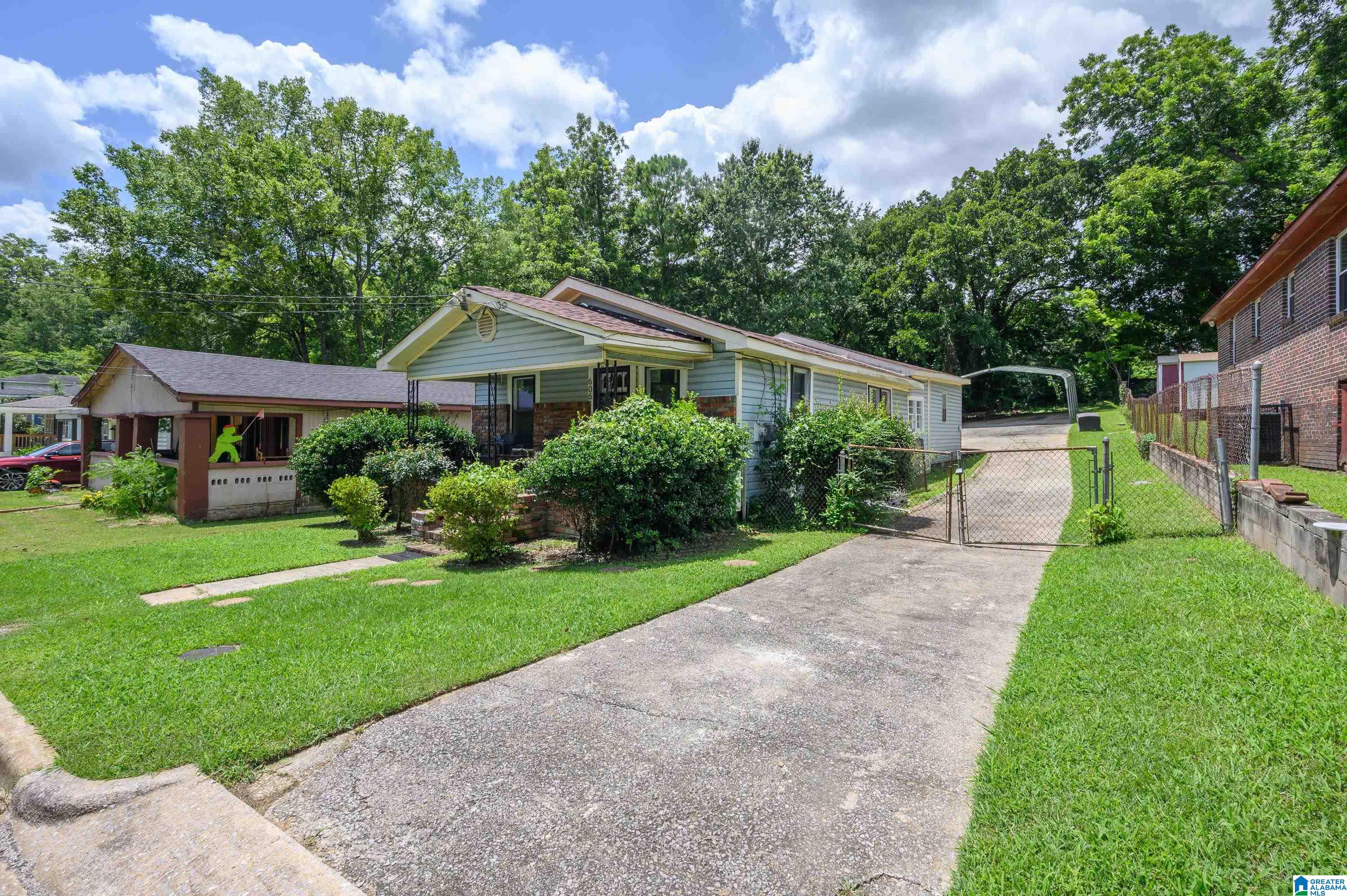 Photo 2 of Single family home for sale at 606 Antwerp Ave, Birmingham, AL 35212 | MLS# 21459713 | Listing updated on 2026-07-24
