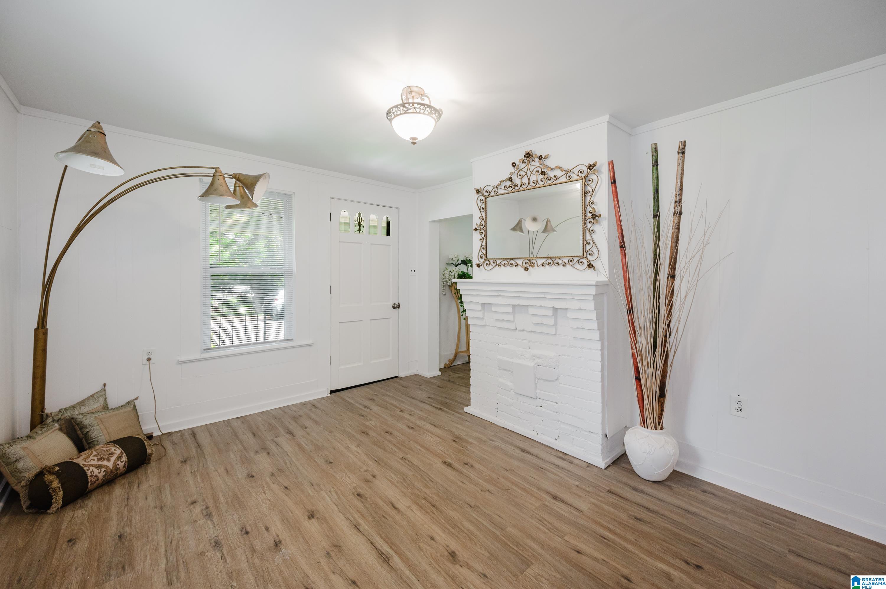 Photo 4 of Single family home for sale at 606 Antwerp Ave, Birmingham, AL 35212 | MLS# 21459713 | Listing updated on 2026-07-24