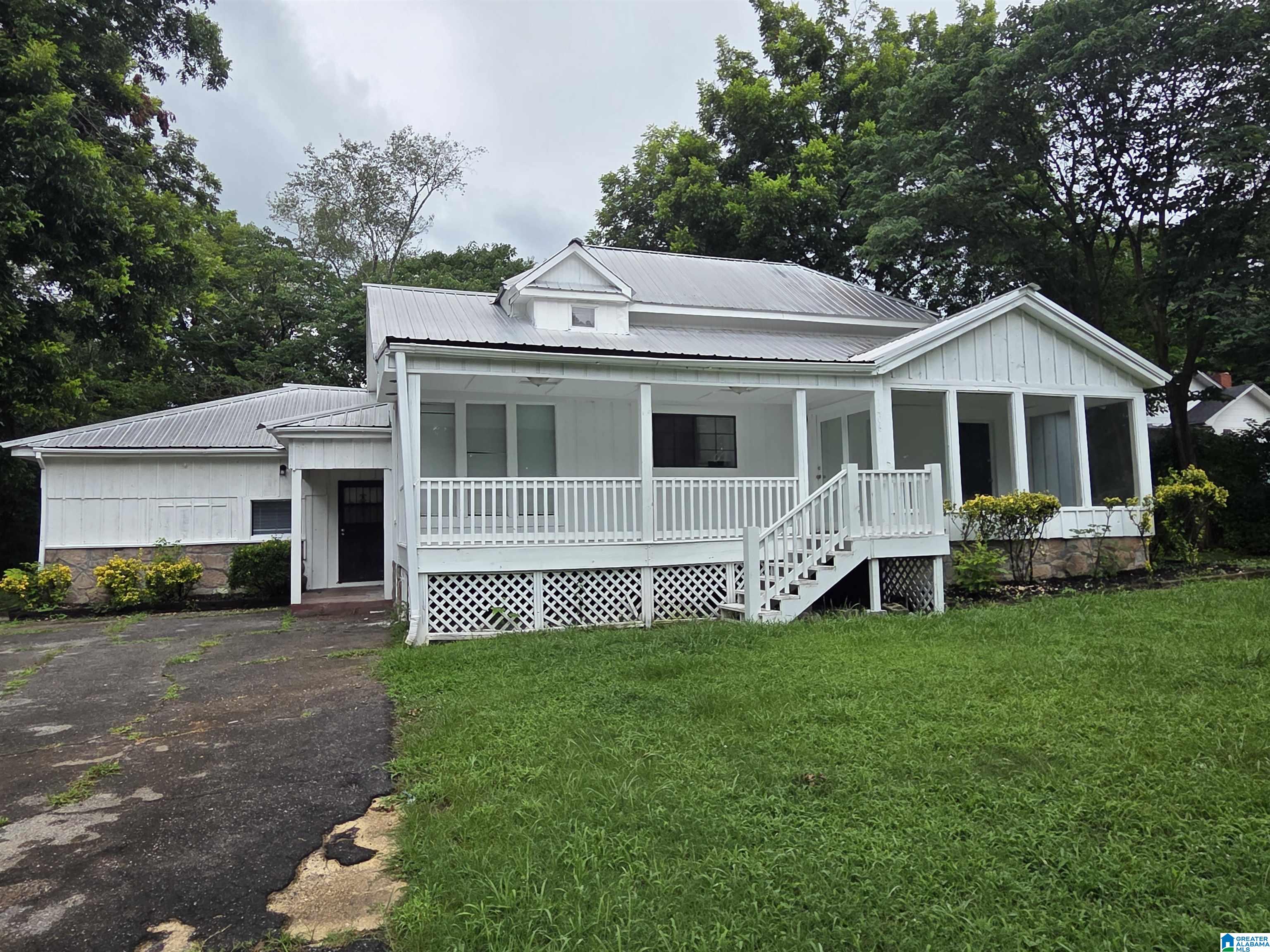 1st image of 1406 12th Avenue N, Bessemer, AL 35020 | MLS# 21459720