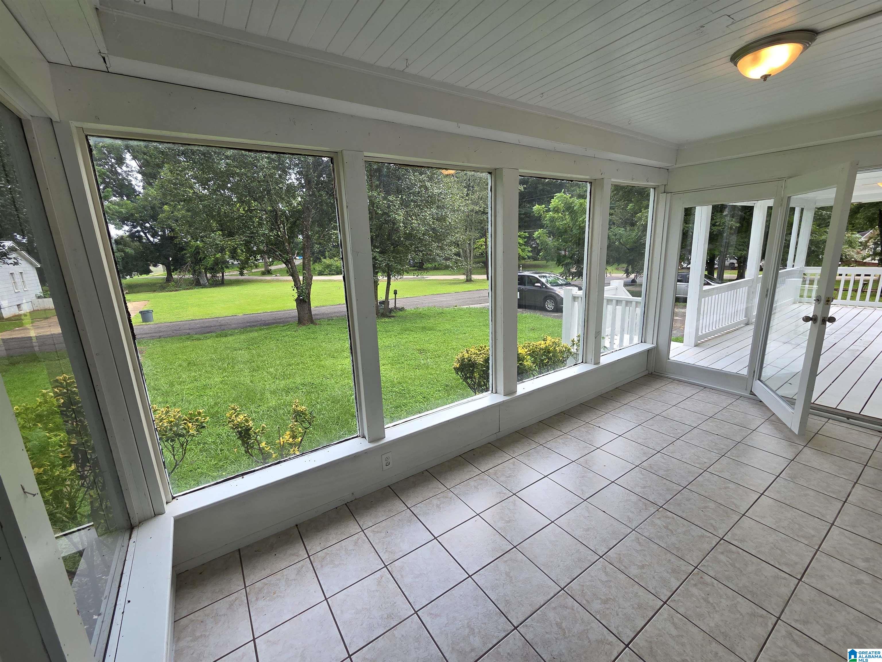 5th image of 1406 12Th Avenue N, Bessemer, AL 35020 | MLS# 21459720
