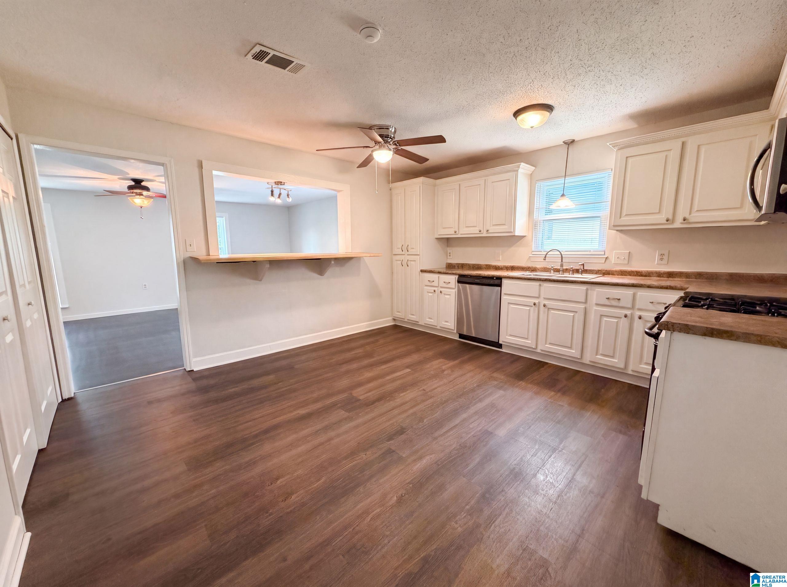 Photo 2 of Single family home for sale at 694 Cummins Ave, Bessemer, AL 35023 | MLS# 21459721 | Listing updated on 2026-09-17