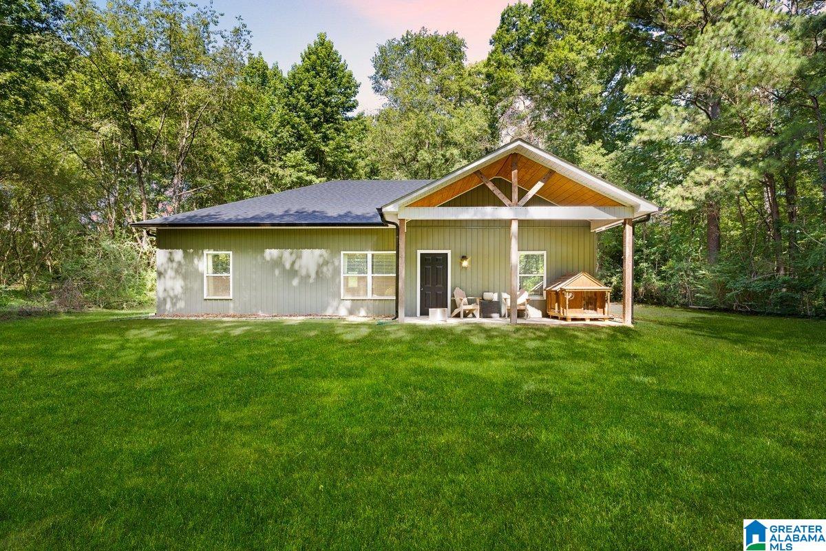 1st image of 211 Iris Avenue, Oneonta, AL 35121 | MLS# 21459757