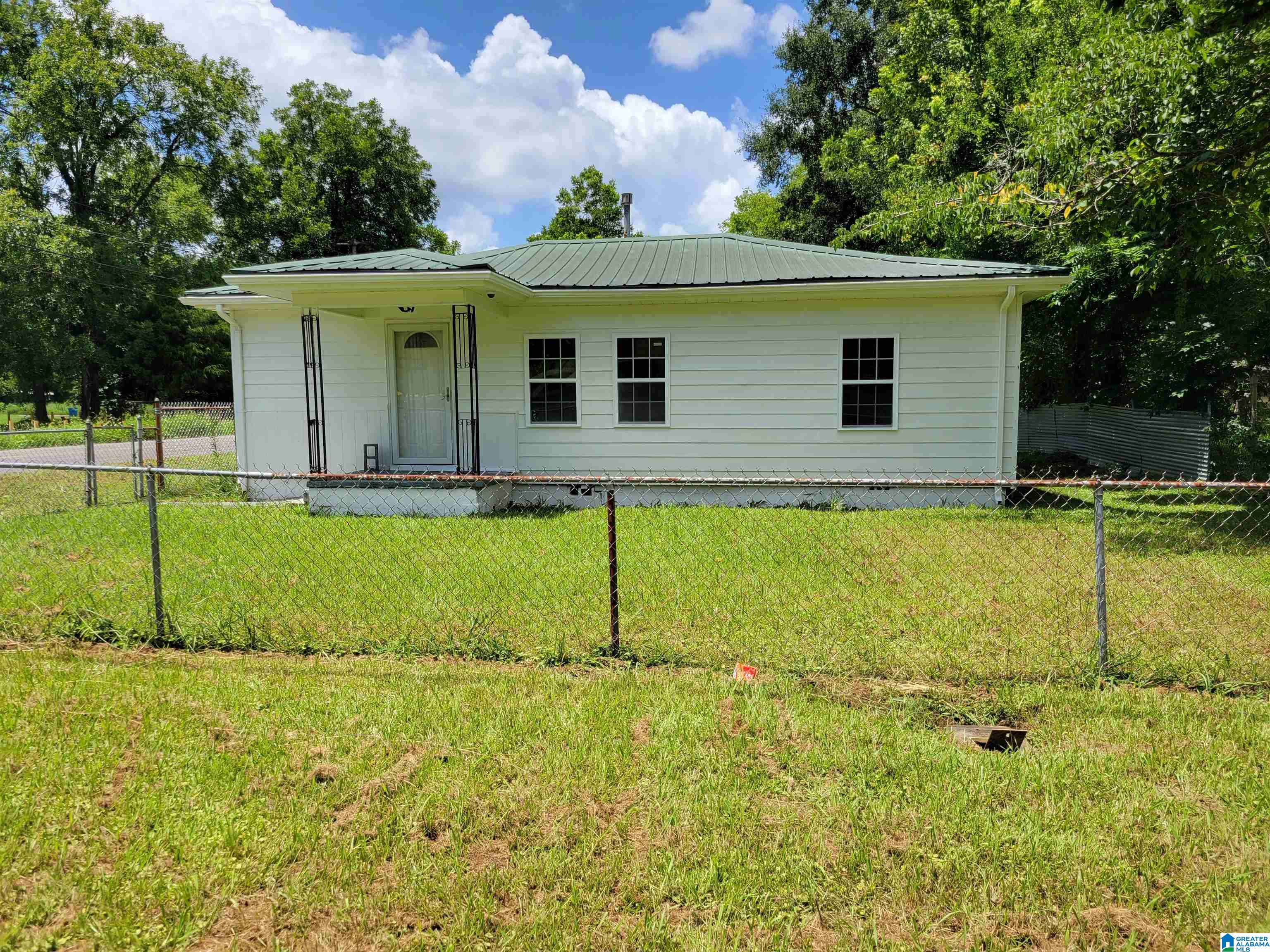 Photo 1 of Single family home for sale at 5928 Warner St, Birmingham, AL 35228 | MLS# 21459794 | Listing updated on 2026-07-23