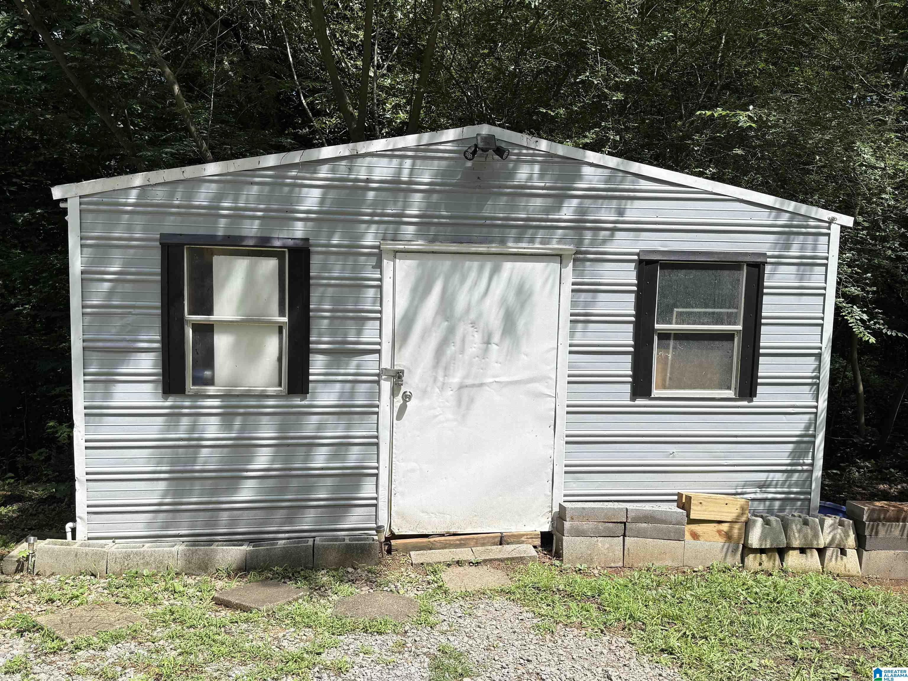 3rd image of 678 Inthawoods Circle, Trussville, AL 35173 | MLS# 21459822