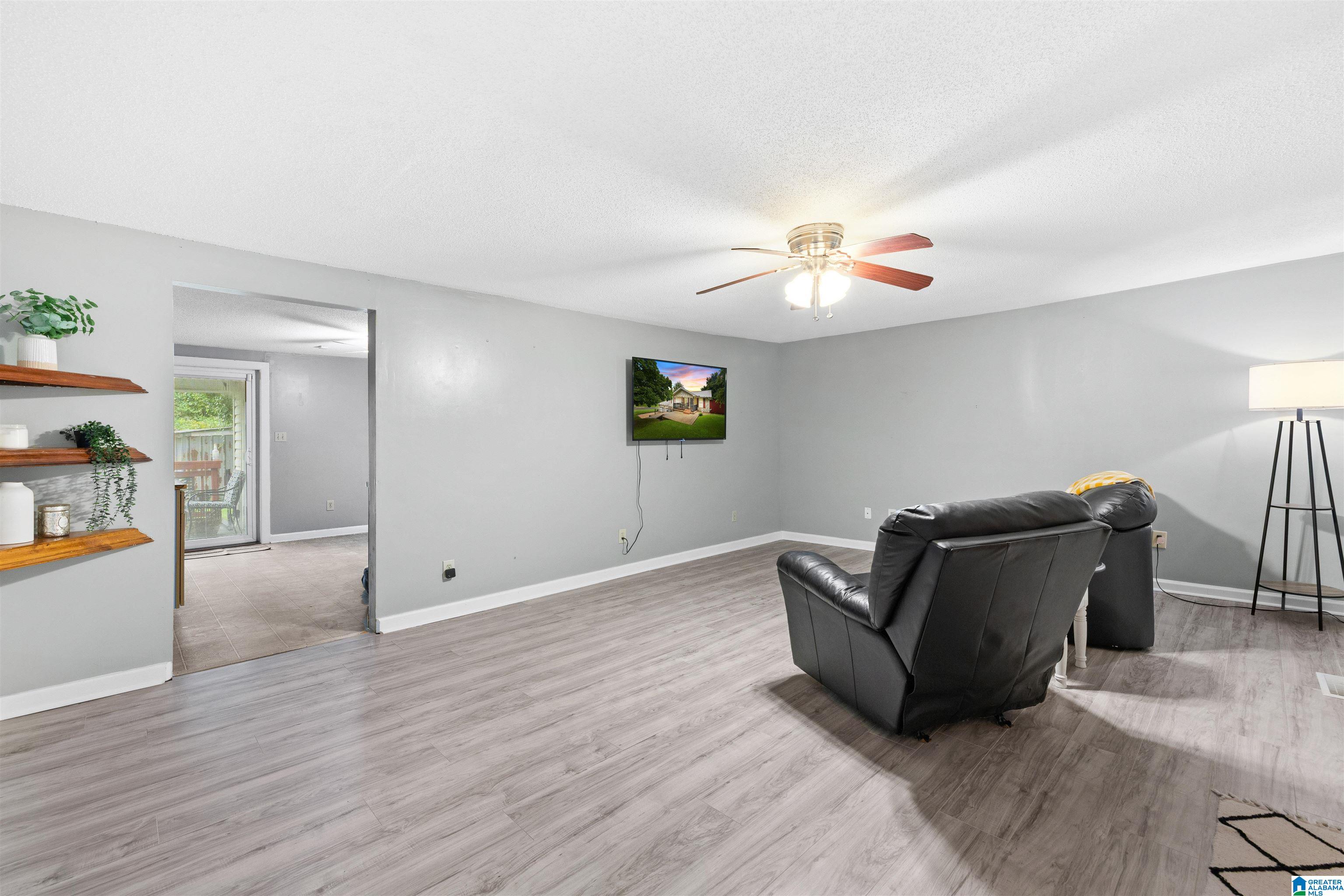 4th image of 1328 2Nd Avenue, Fultondale, AL 35068 | MLS# 21459828
