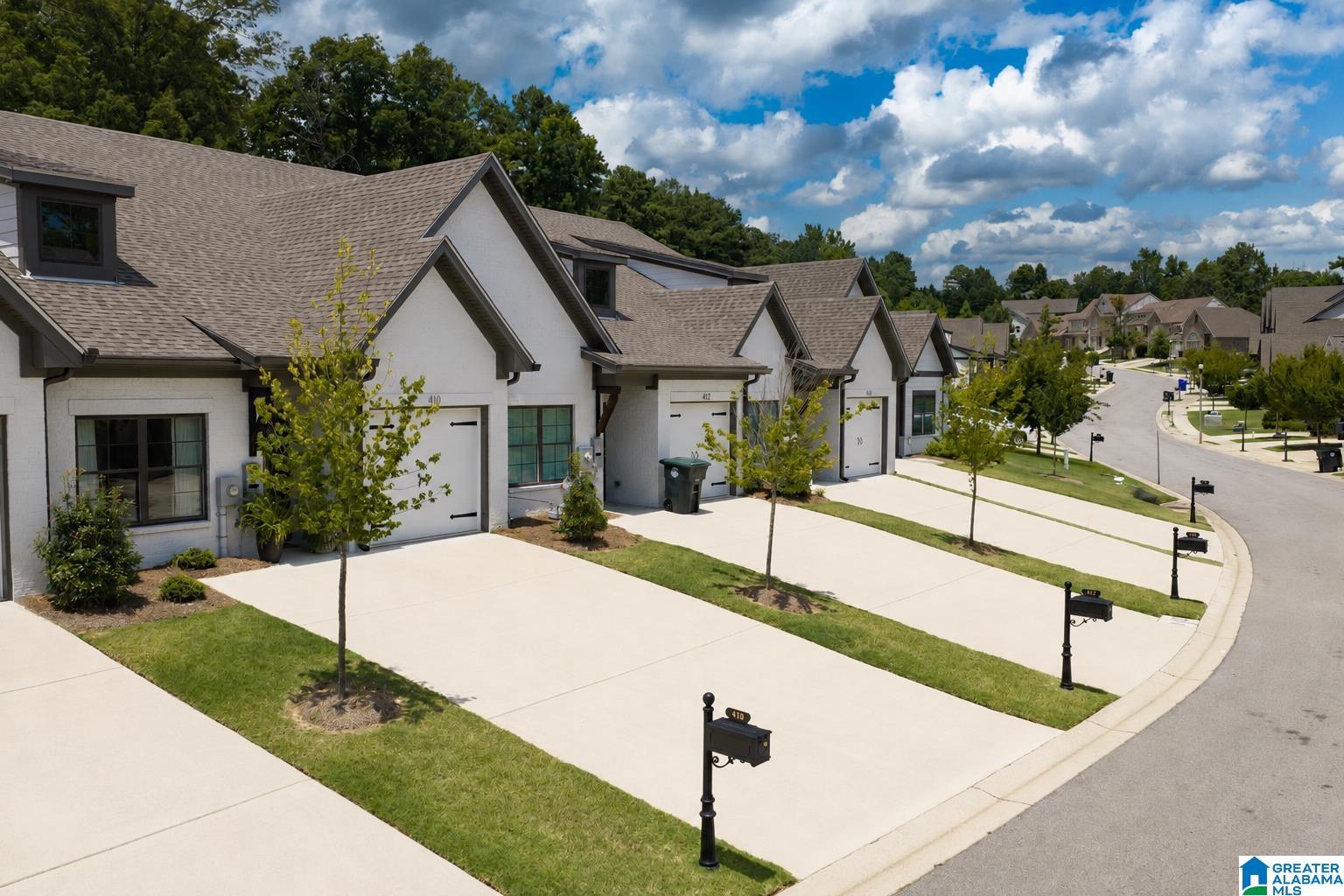 3rd image of 410 Sunbelt Dr, Bessemer, AL 35022 | MLS# 21459843