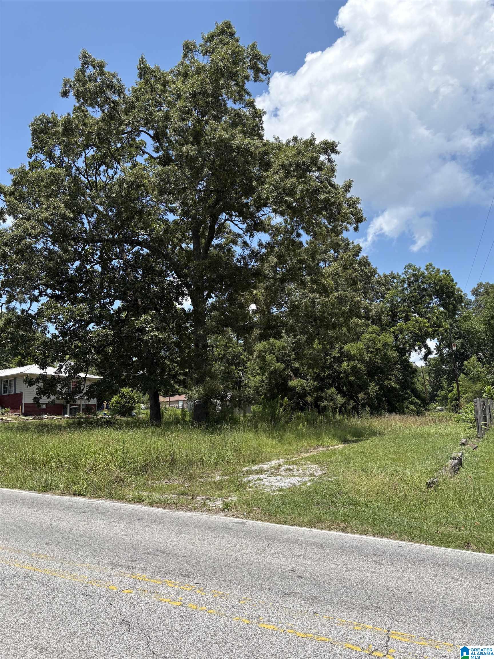 2nd image of 1206 Cloverdale Road, Gadsden, AL 35903 | MLS# 21459854