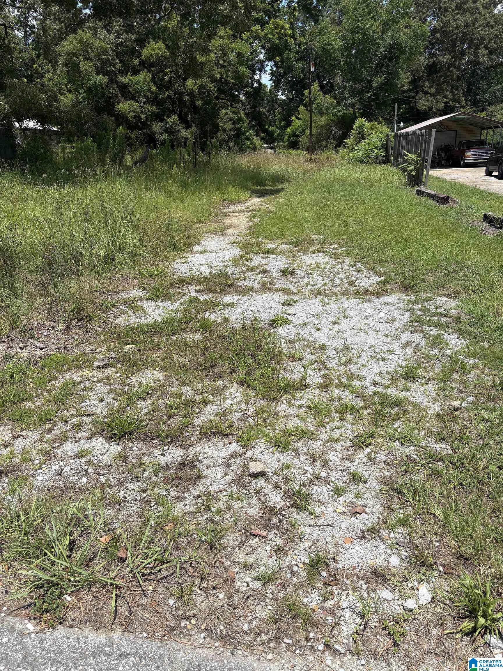 3rd image of 1206 Cloverdale Road, Gadsden, AL 35903 | MLS# 21459854