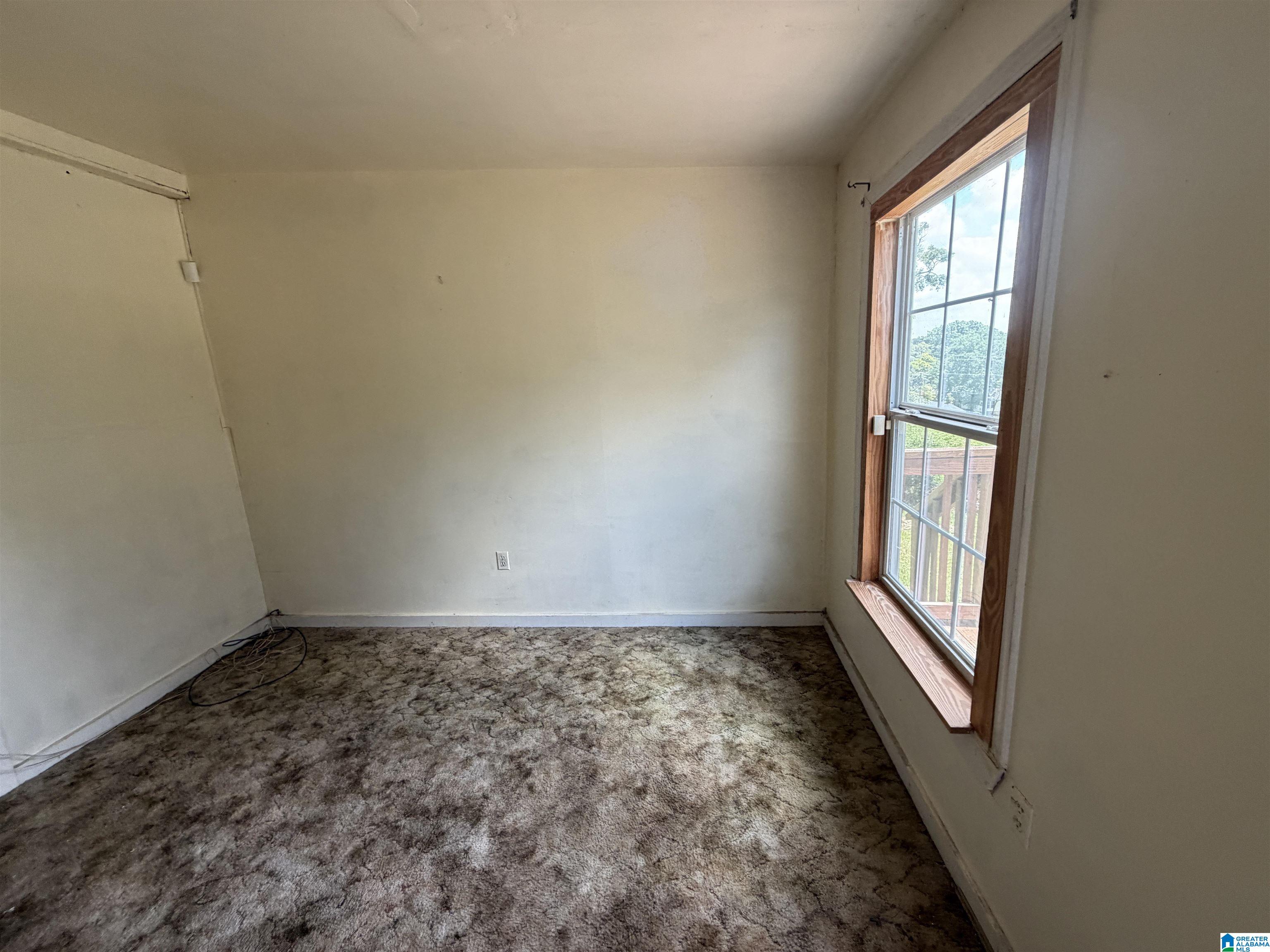 Photo 2 of Single family home for sale at 1624 32nd St Ensley, Birmingham, AL 35208 | MLS# 21459912 | Listing updated on 2026-09-03