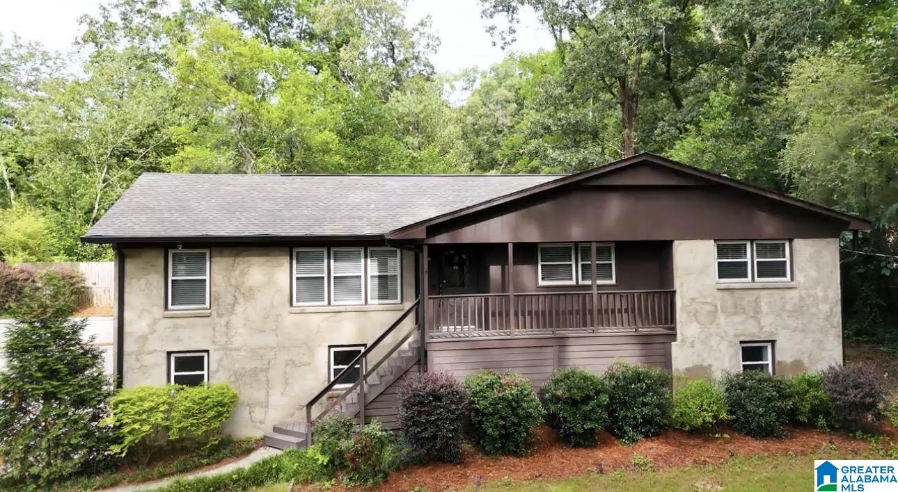 Photo 2 of Single family home for sale at 3536 Valley Cir, Vestavia, AL 35243 | MLS# 21459945 | Listing updated on 2026-09-14