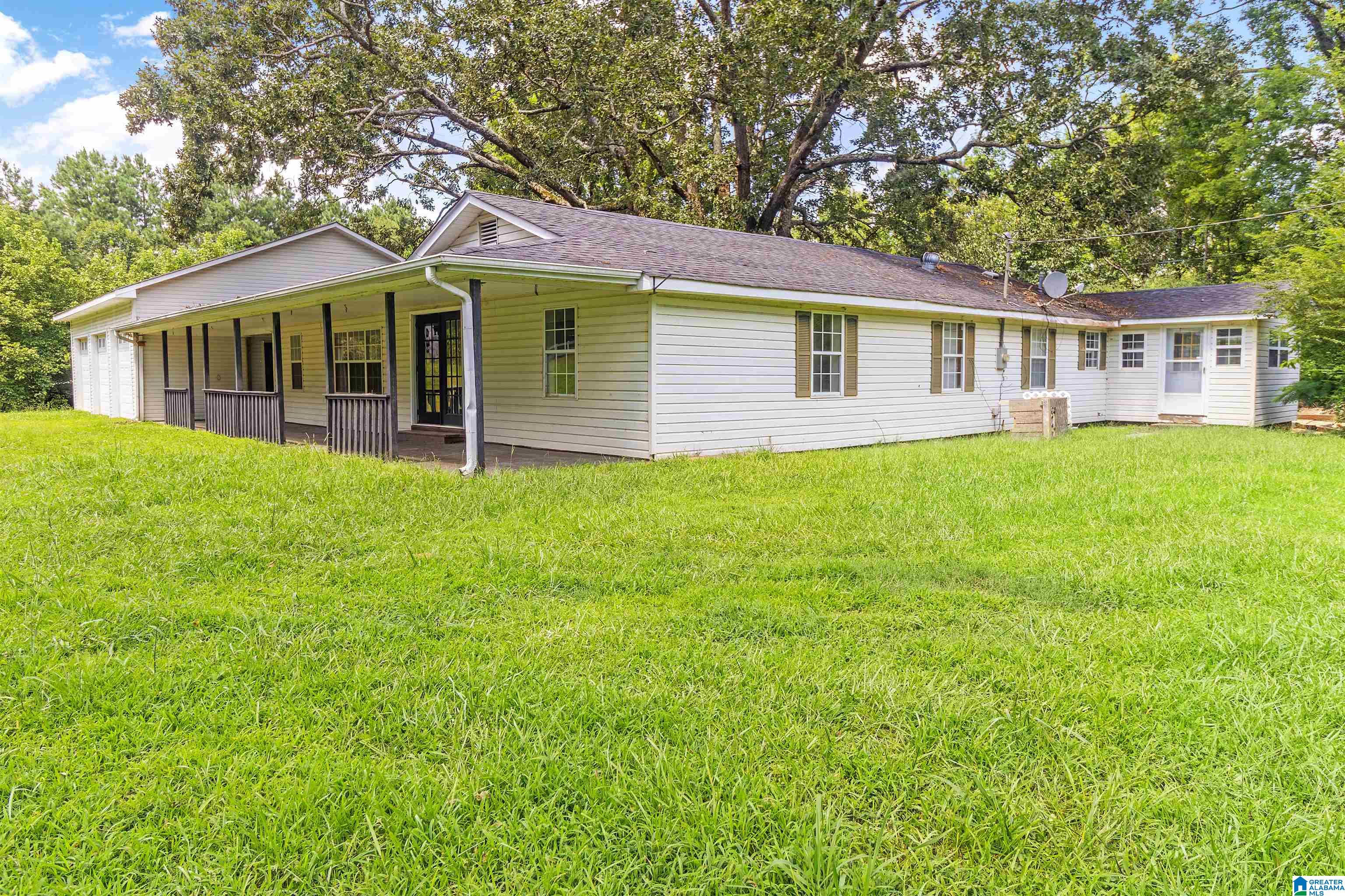 2nd image of 454 Hutchens Dr, Oneonta, AL 35121 | MLS# 21459948