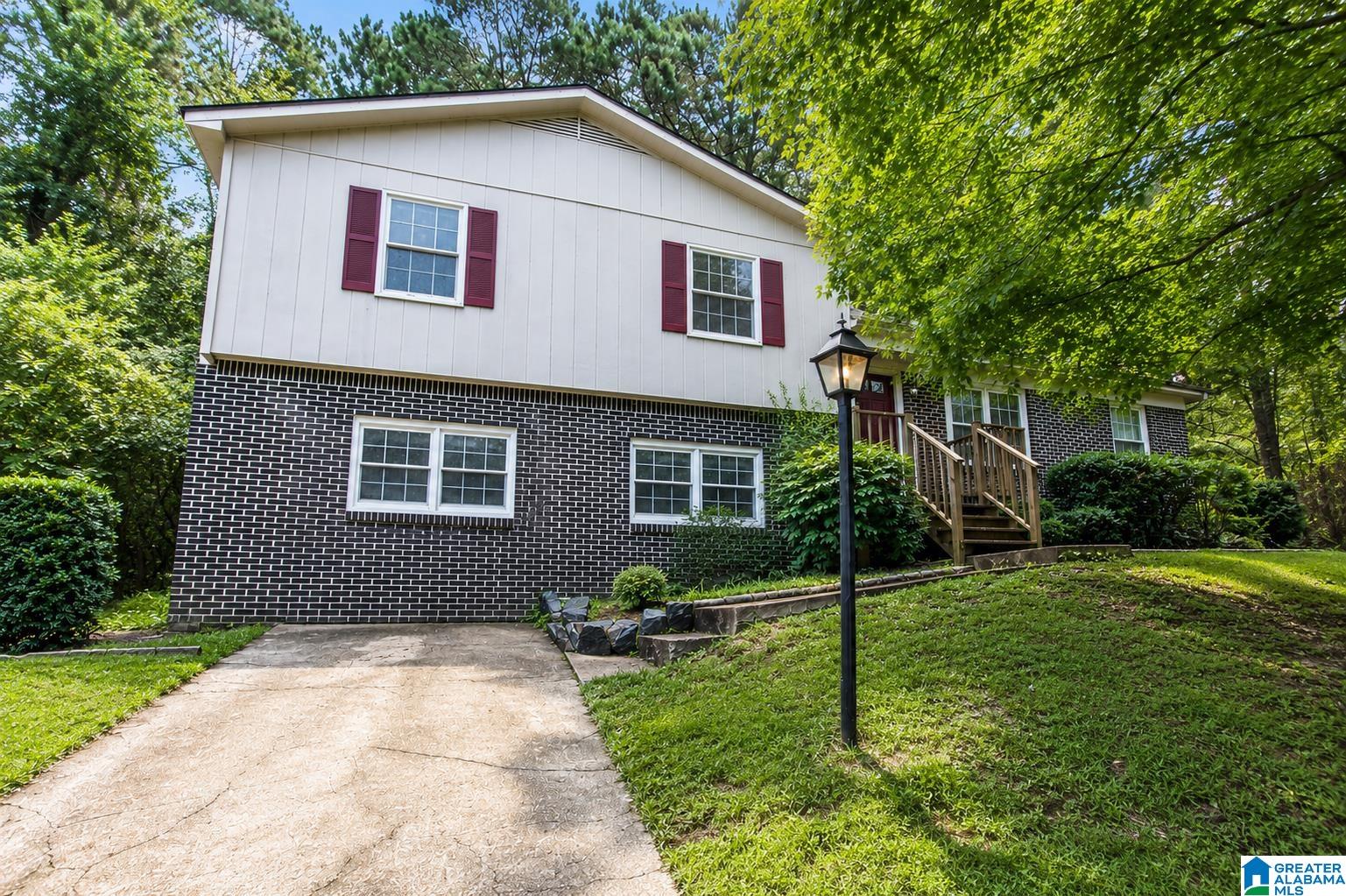 image of 513 15th Avenue Nw, Center Point, AL 35215 | MLS# 21459956