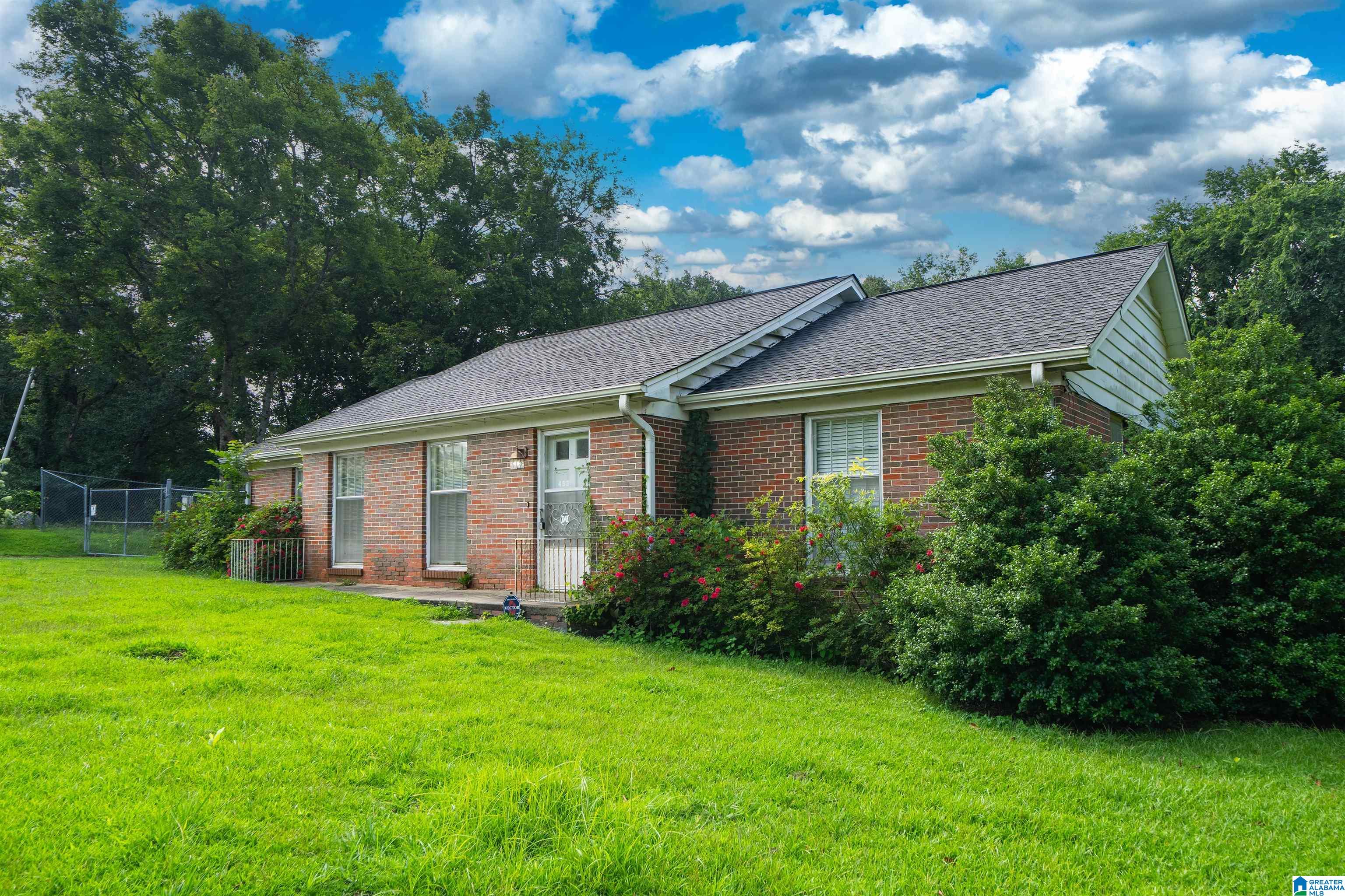 3rd image of 453 Sunhill Road Nw, Center Point, AL 35215 | MLS# 21459957
