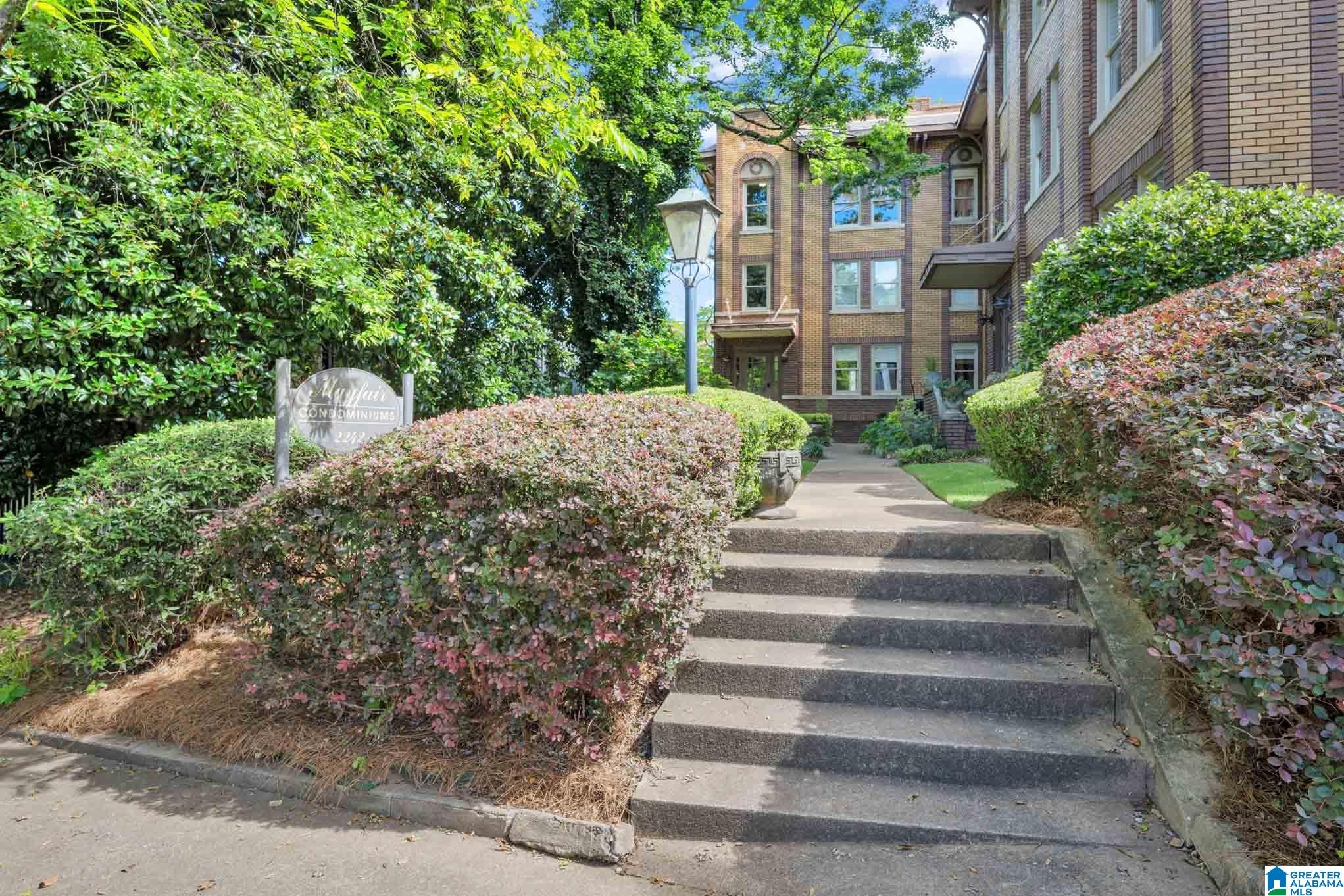 Photo 2 of Condo for sale at 2242 Arlington Ave S #3, Birmingham, AL 35205 | MLS# 21459969 | Listing updated on 2026-09-01