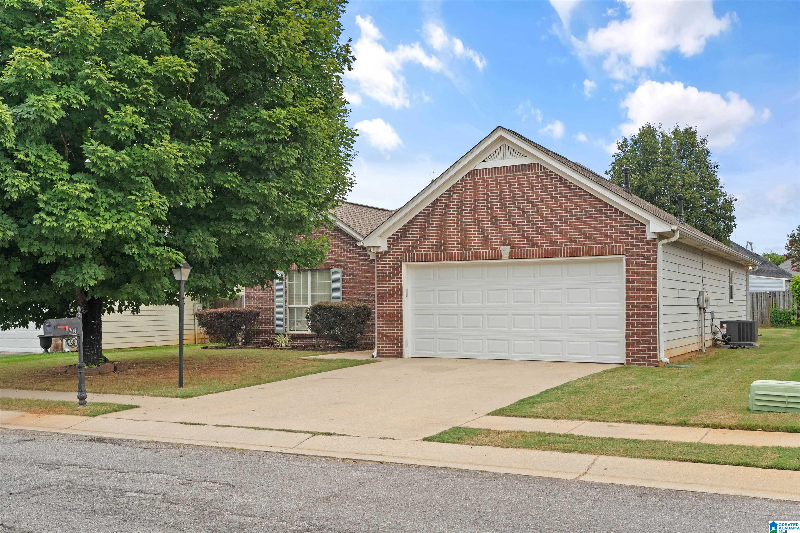 2nd image of 2041 Edgewood Dr, Moody, AL 35004 | MLS# 21459978