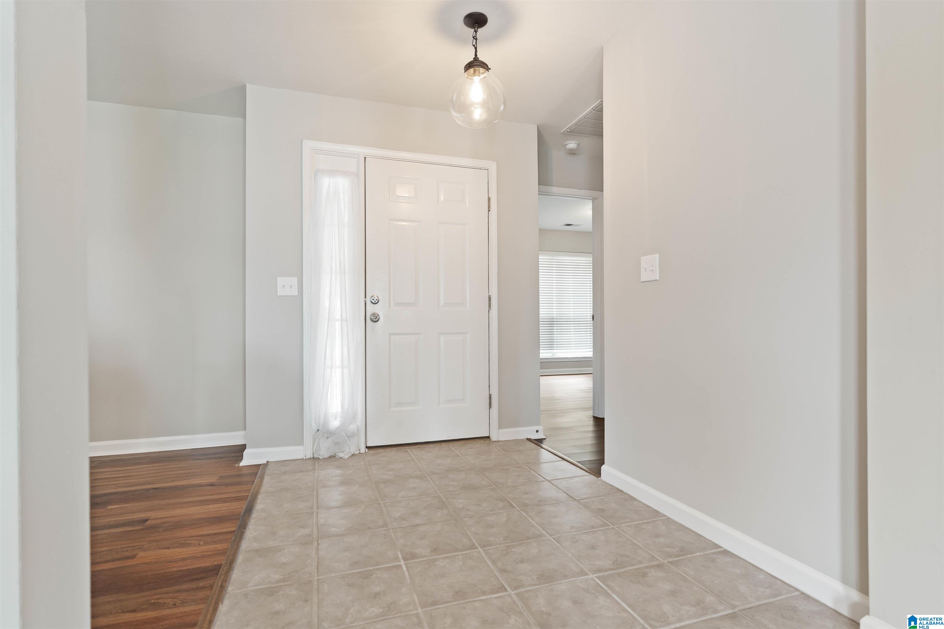3rd image of 2041 Edgewood Dr, Moody, AL 35004 | MLS# 21459978