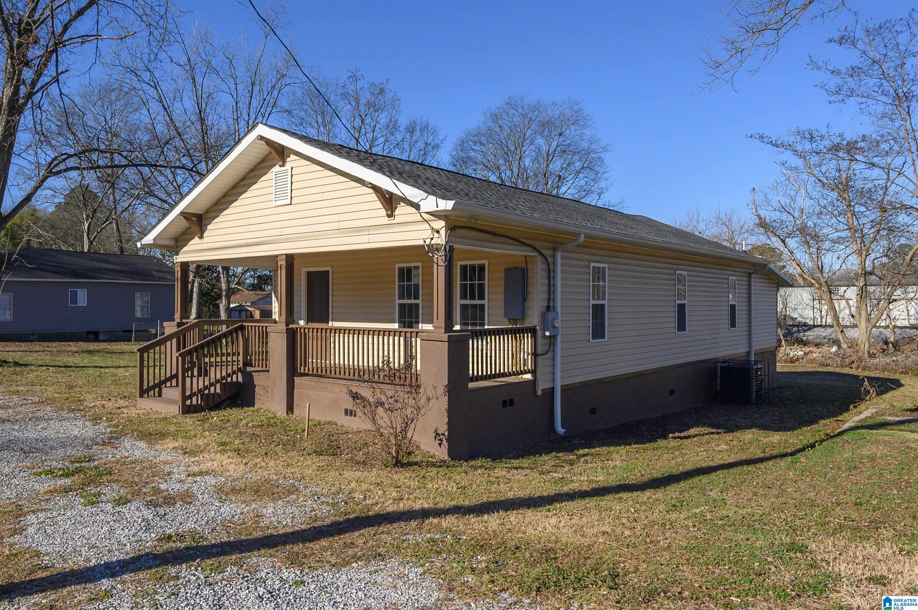 3rd image of 1330 14Th Avenue N, Bessemer, AL 35020 | MLS# 21459987