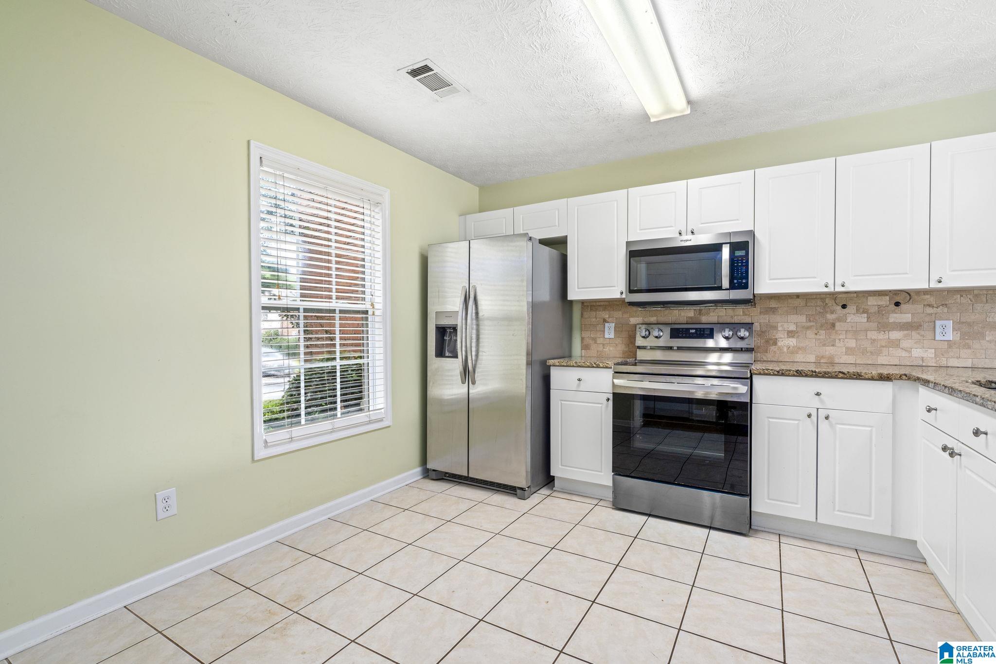Photo 4 of Townhouse for sale at 1477 N Donahue #504, Auburn, AL 36830 | MLS# 21460007 | Listing updated on 2026-07-24