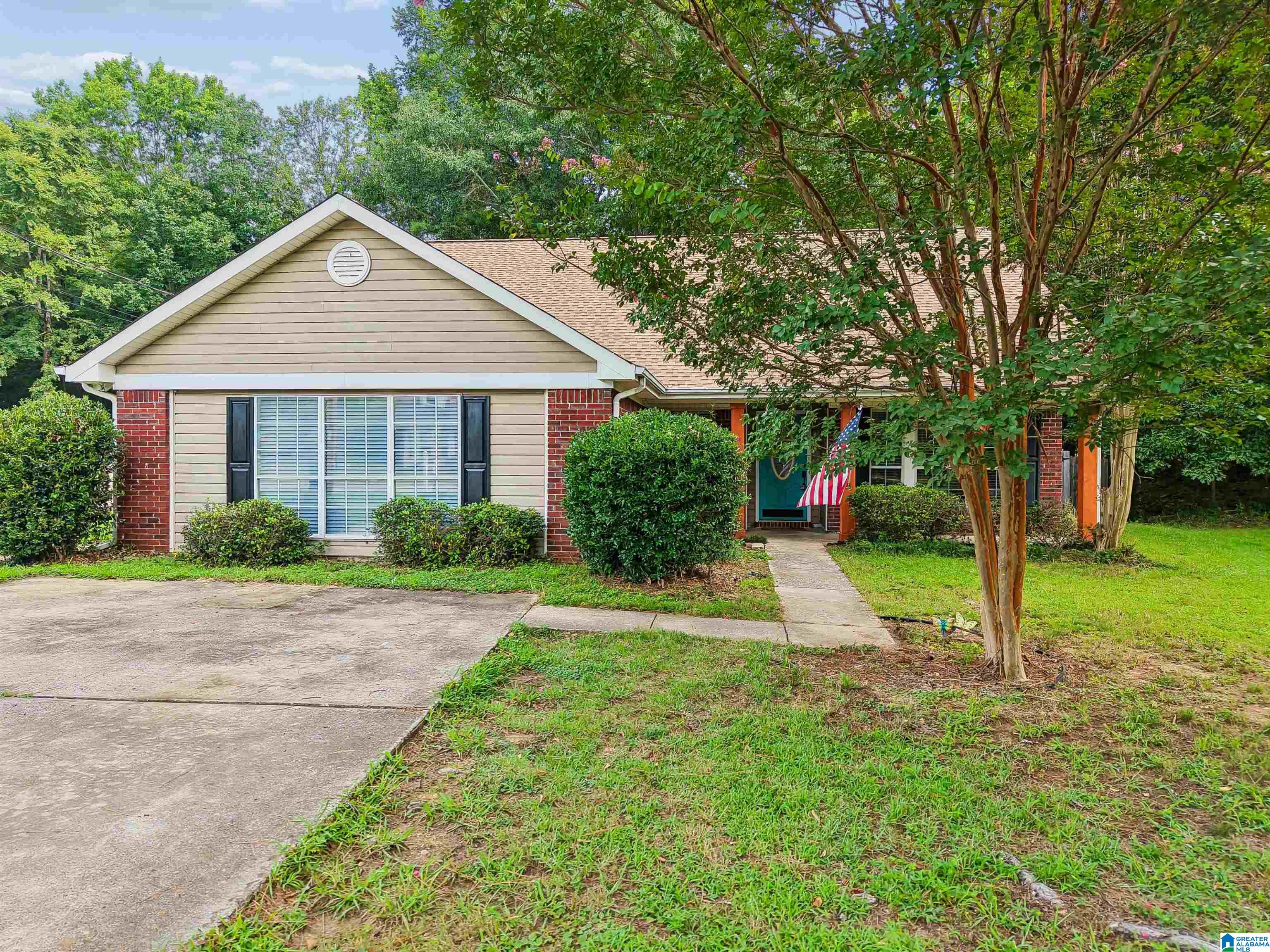 1st image of 3027 Spruce Dr, Helena, AL 35080 | MLS# 21460013