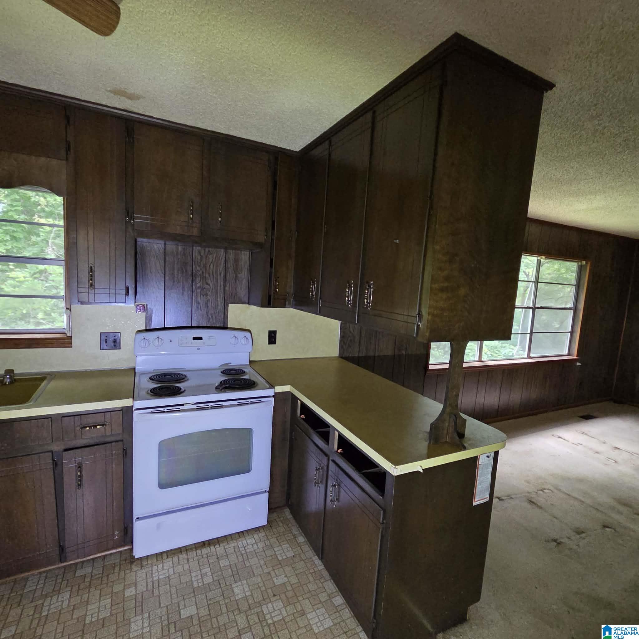 image of 1604 5th Street, Center Point, AL 35215 | MLS# 21460021