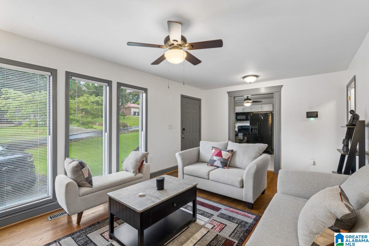 image of 2220 Nw 1st Street, Center Point, AL 35215 | MLS# 21460043