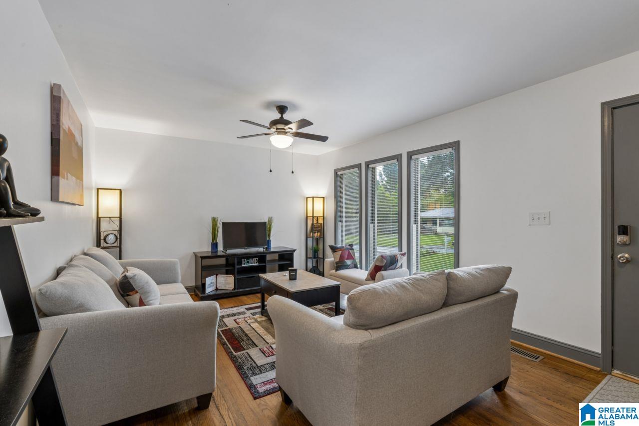 image of 2220 Nw 1st Street, Center Point, AL 35215 | MLS# 21460043