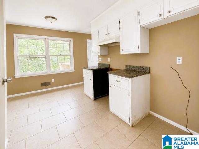 Photo 3 of Sale Pending at 1444 Highland Dr, Birmingham, AL 35235 | MLS# 21460049 | Listing updated on 2026-09-08