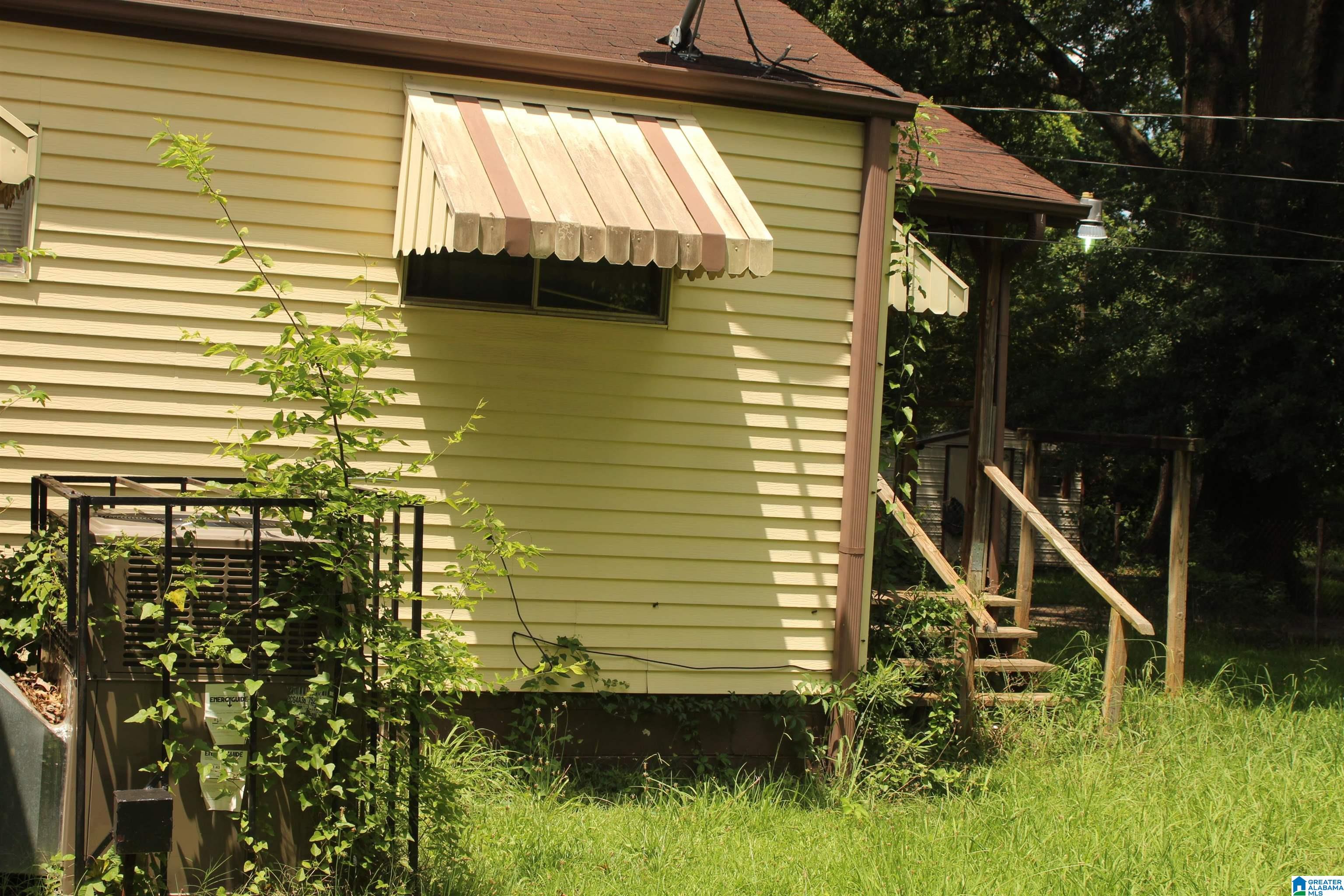 Photo 2 of Single family home for sale at 5325 Ct Q, Birmingham, AL 35208 | MLS# 21460054 | Listing updated on 2026-07-25