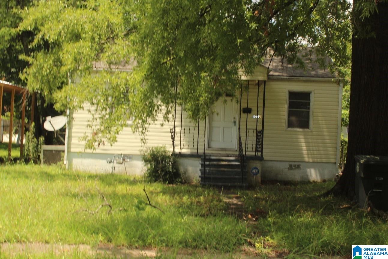 Photo 1 of Single family home for sale at 1712 1st Court W, Birmingham, AL 35208 | MLS# 21460066 | Listing updated on 2026-07-25
