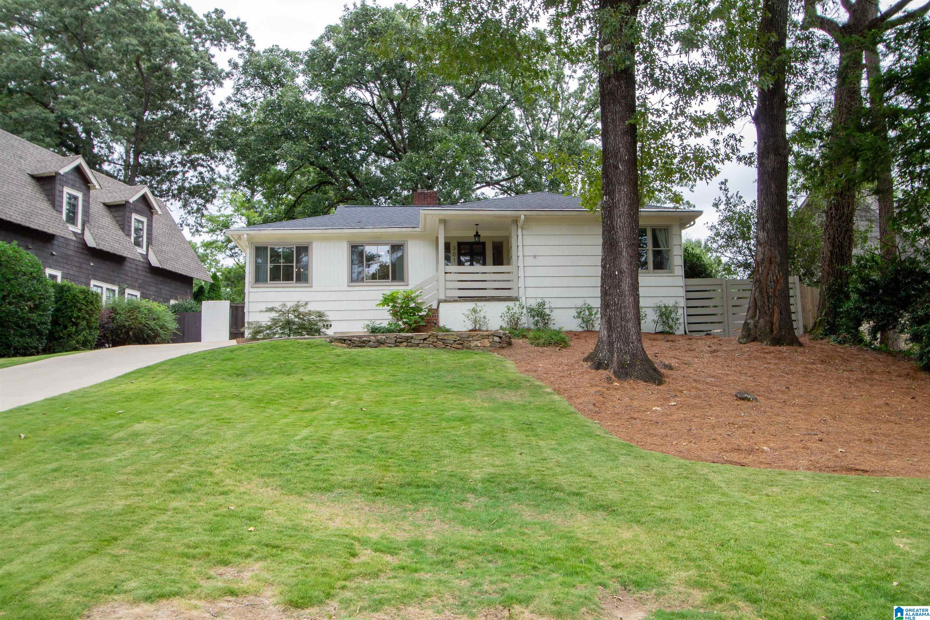 Photo 1 of Sale Pending at 301 Lucerne Blvd, Birmingham, AL 35209 | MLS# 21460068 | Listing updated on 2026-07-27