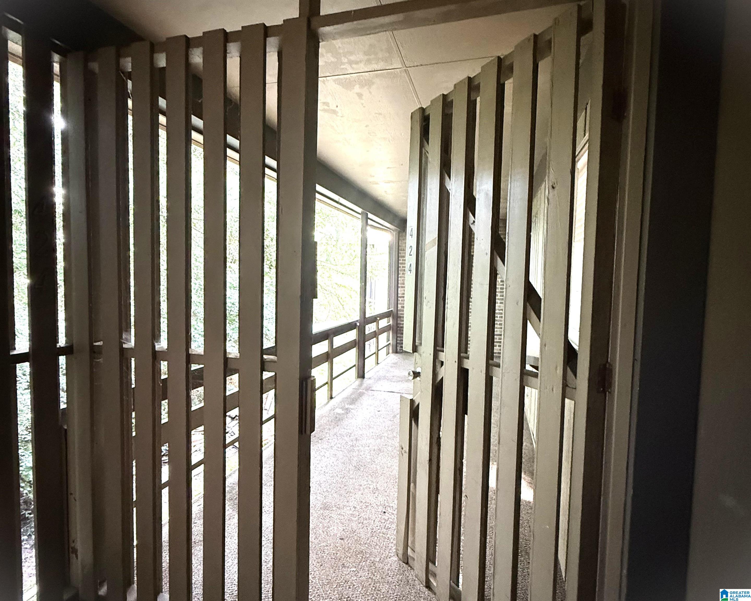 3rd image of 3101 Lorna Road #424, Hoover, AL 35216 | MLS# 21460081