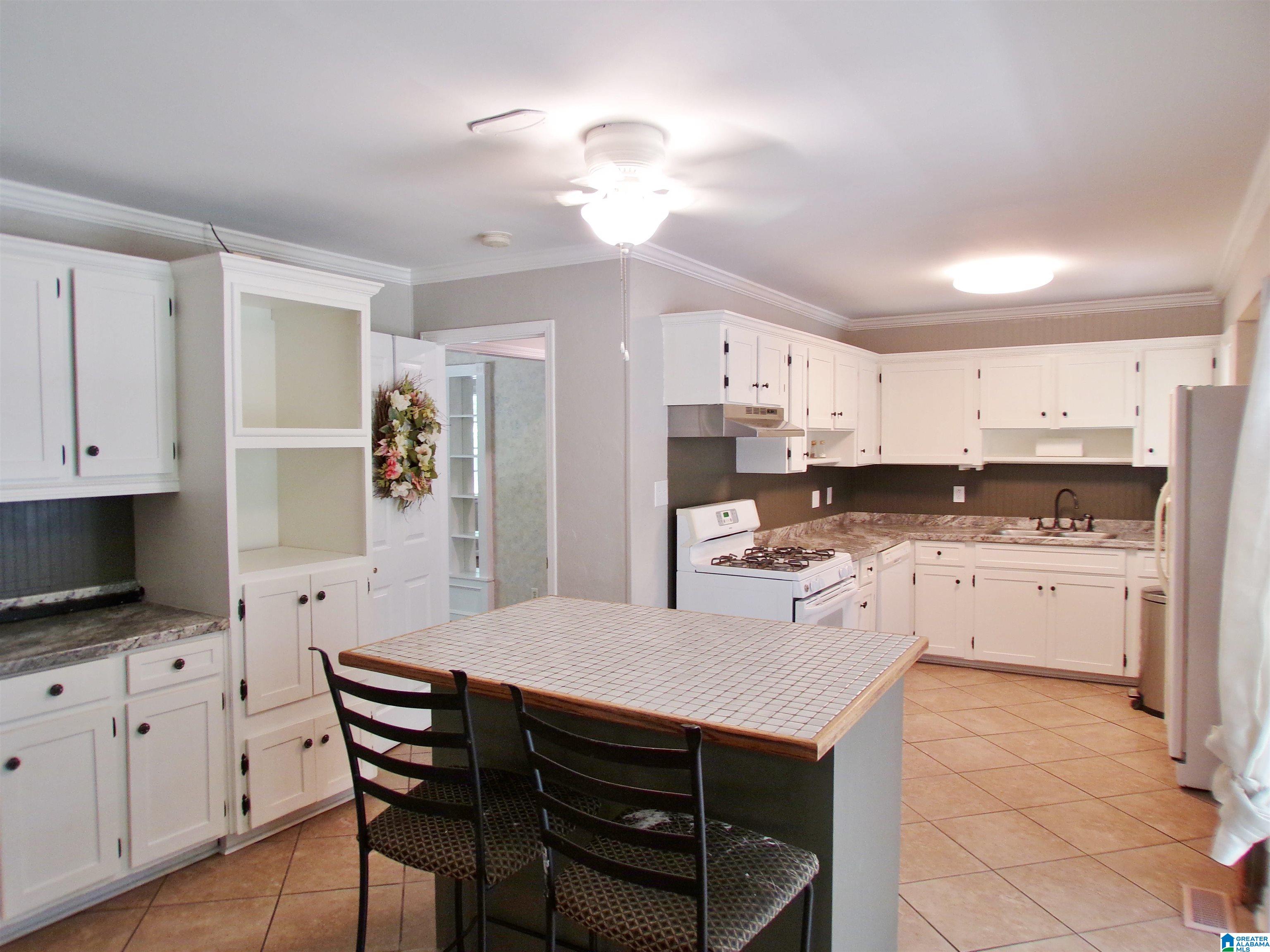 4th image of 601 E Glade Road, Anniston, AL 36206 | MLS# 21460111