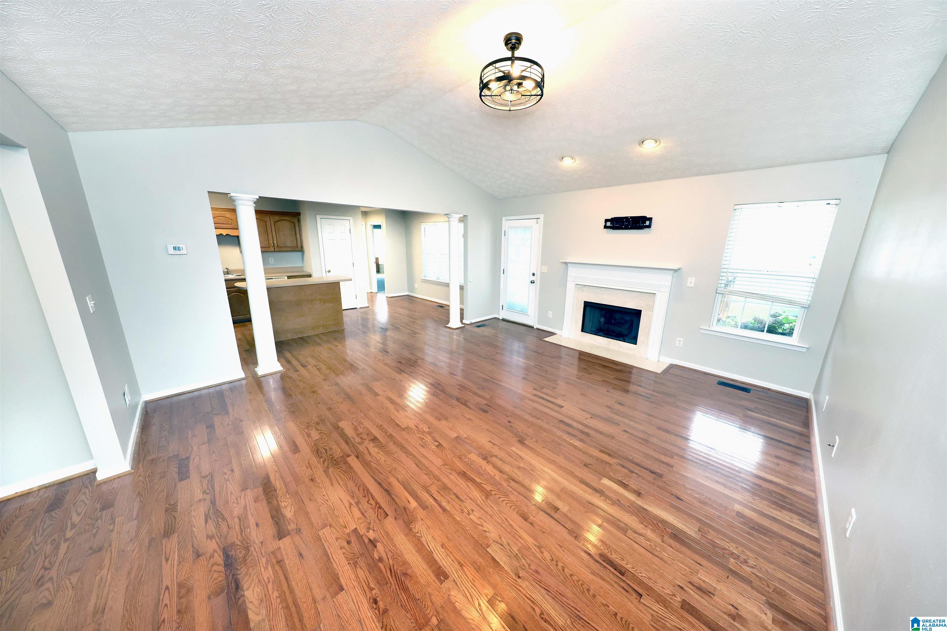 3rd image of 205 Pebble Creek Dr, Jacksonville, AL 36265 | MLS# 21460121
