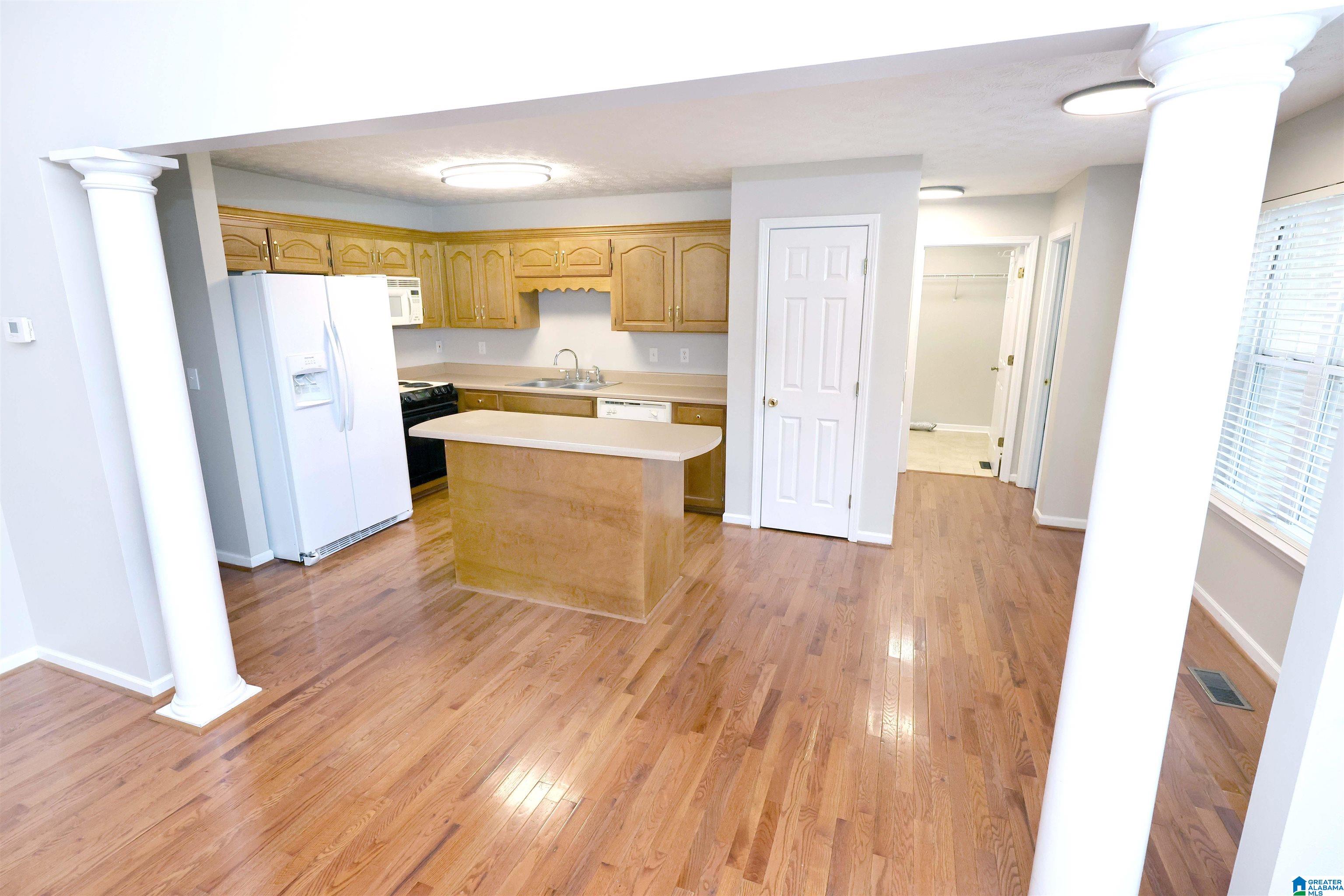5th image of 205 Pebble Creek Dr, Jacksonville, AL 36265 | MLS# 21460121