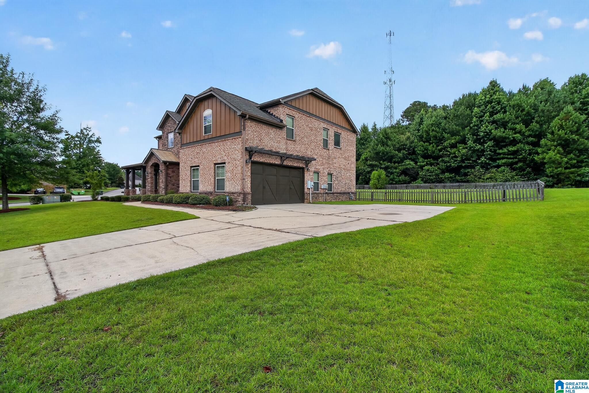 Photo 2 of Single family home for sale at 301 Cypress Glade Ln, Midland City, AL 36350 | MLS# 21460129 | Listing updated on 2026-08-31