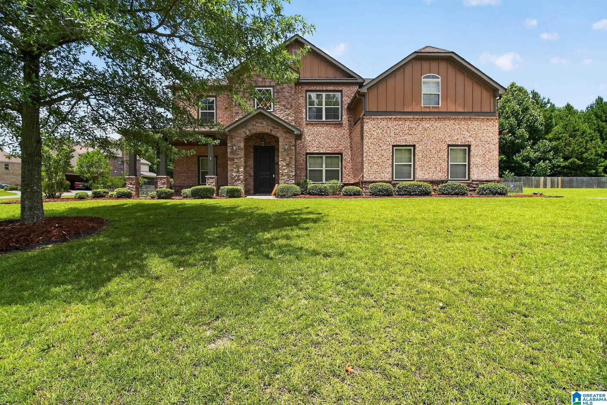 Photo 2 of Single family home for sale at 301 Cypress Glade Ln, Midland City, AL 36350 | MLS# 21460129 | Listing updated on 2026-08-31