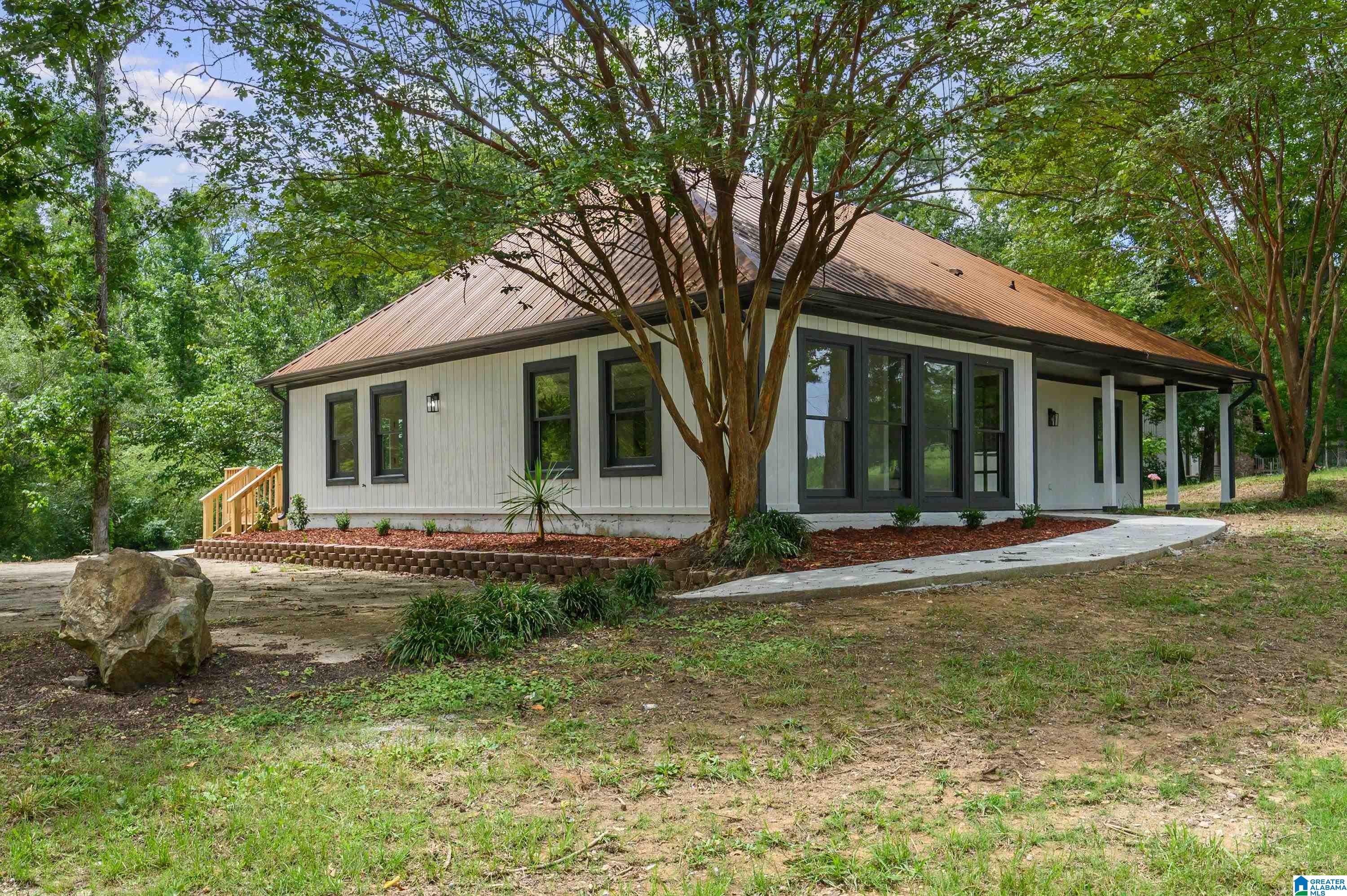 1st image of 277 Shawnda Lane, Calera, AL 35040 | MLS# 21460136