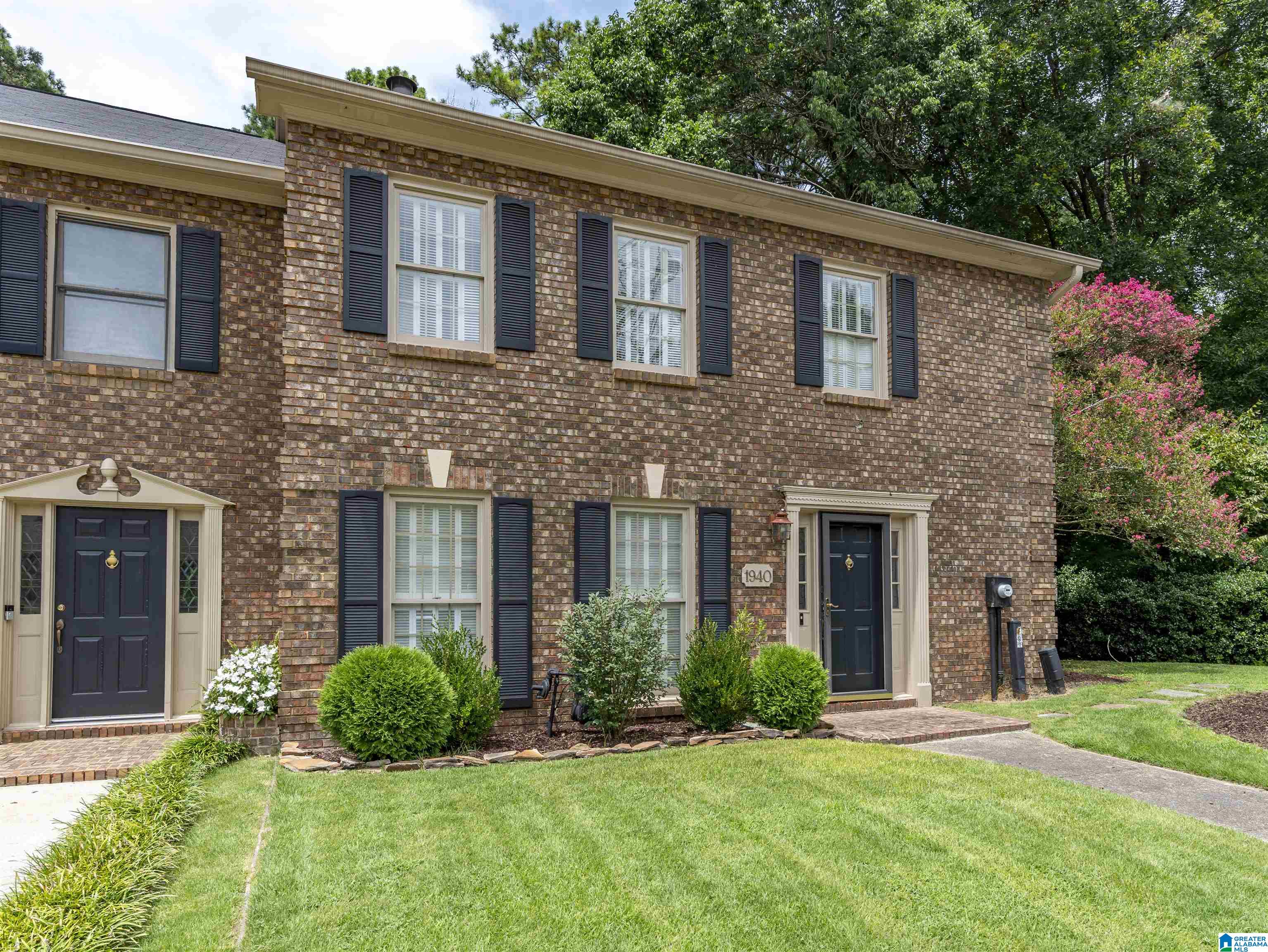 3rd image of 1940 Mountain Laurel Lane, Hoover, AL 35244 | MLS# 21460145