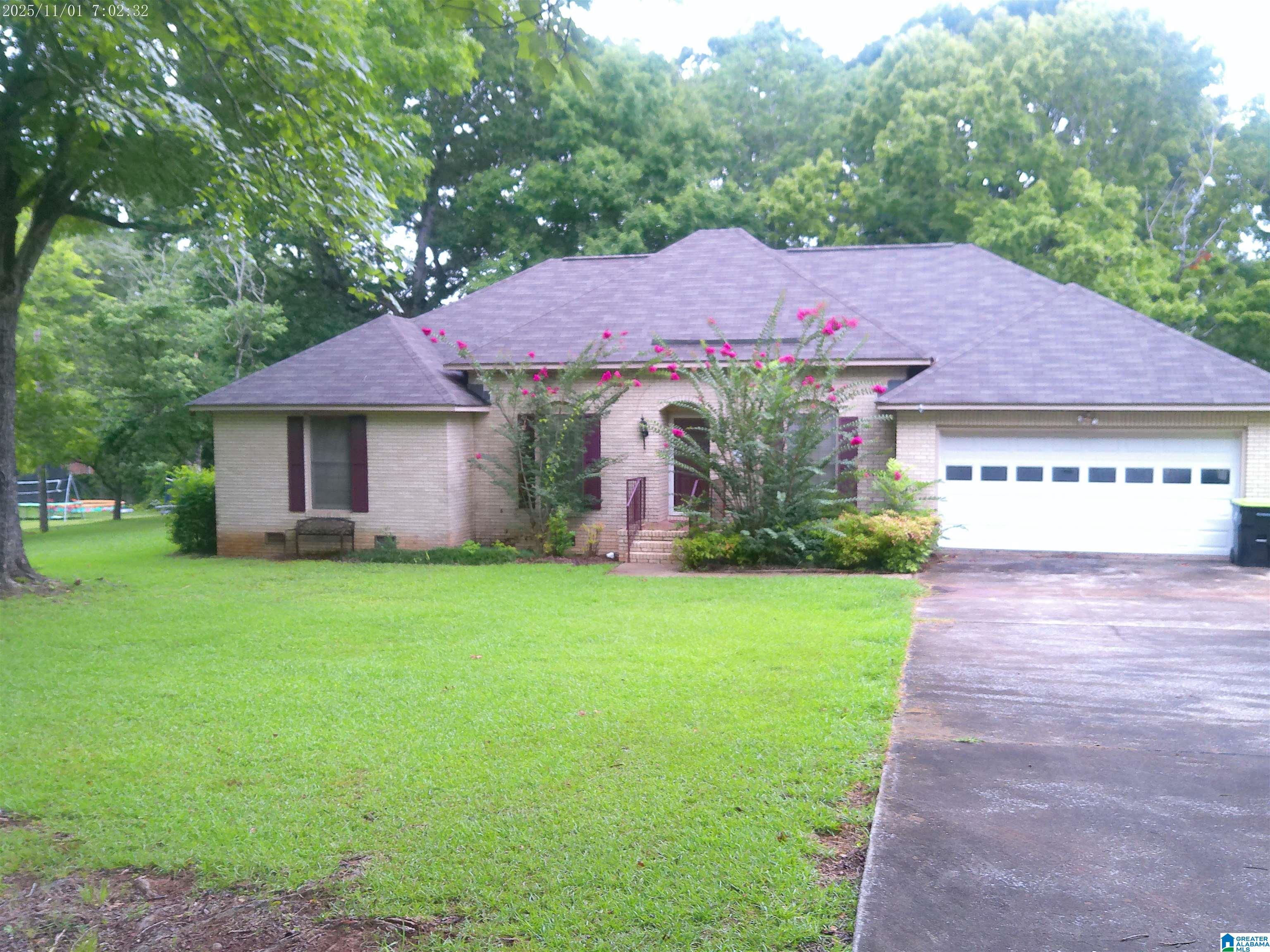 1st image of 615 Pinecrest Road, Sylacauga, AL 35150 | MLS# 21460159